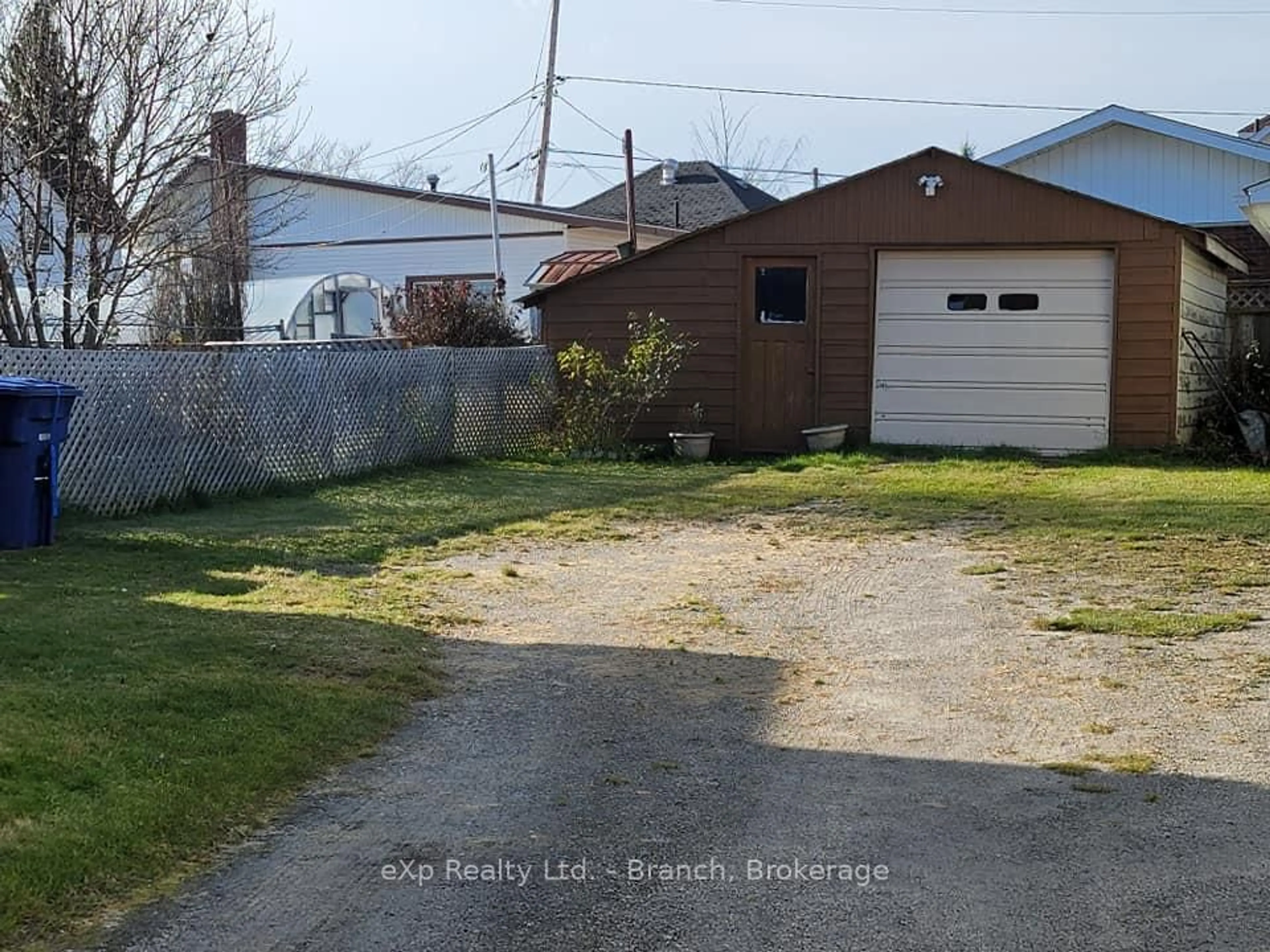 Shed for 54 Sixth St, Smooth Rock Falls Ontario P0L 2B0
