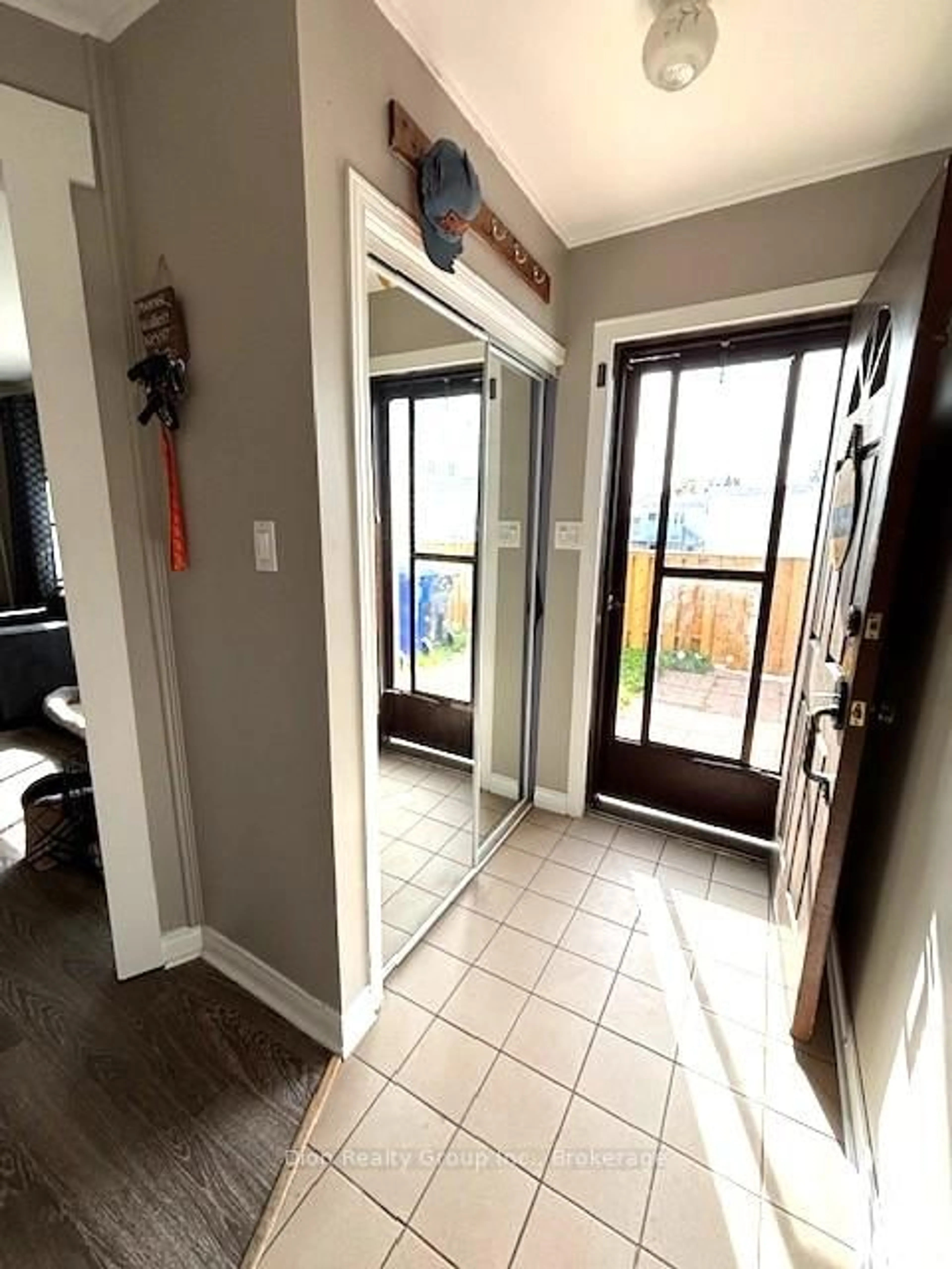 Indoor entryway for 42 Kirkpatrick St, Kirkland Lake Ontario P2N 2G9