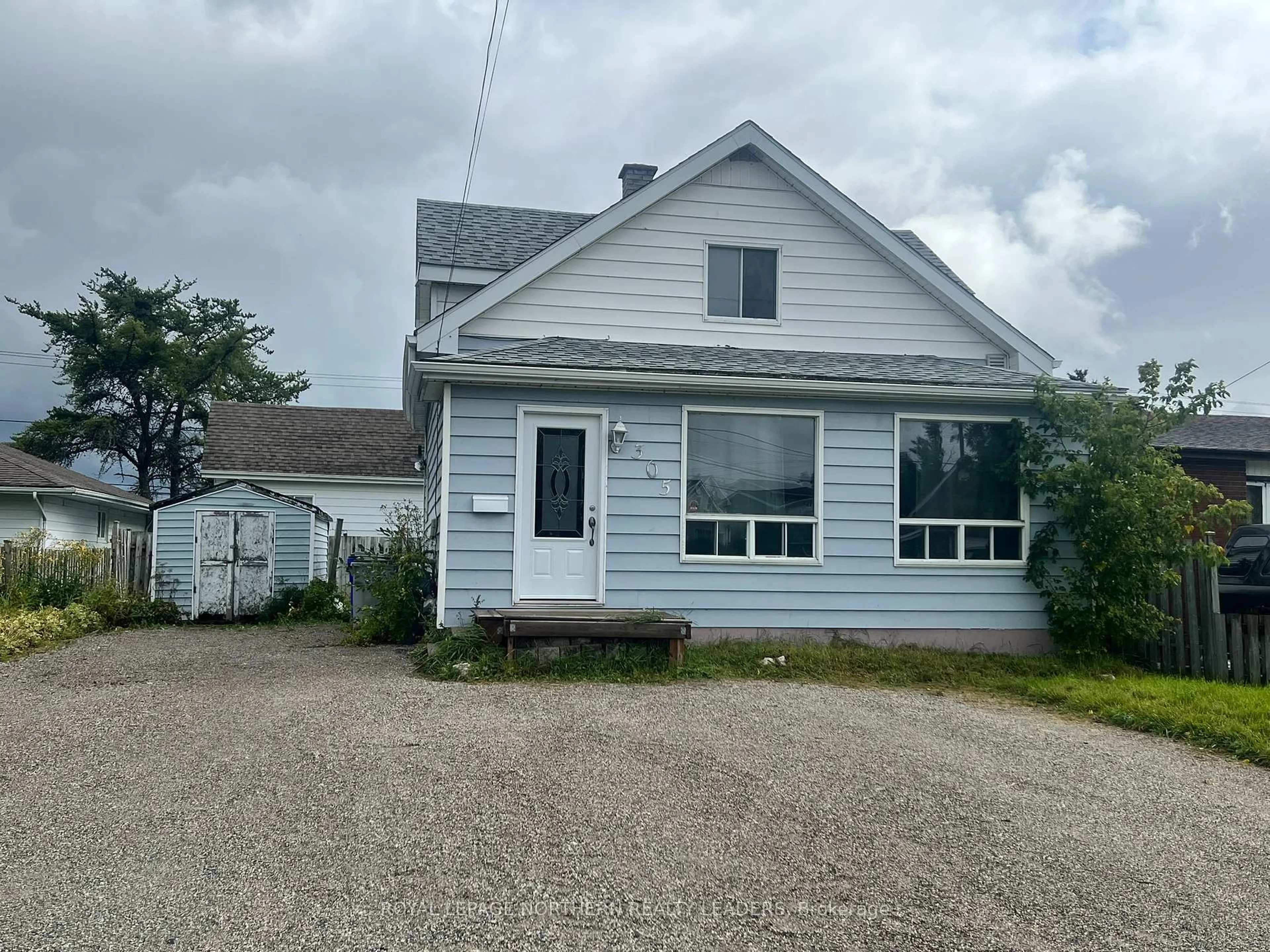 Unknown for 305 Corporation St, Timmins Ontario P0N 1C0