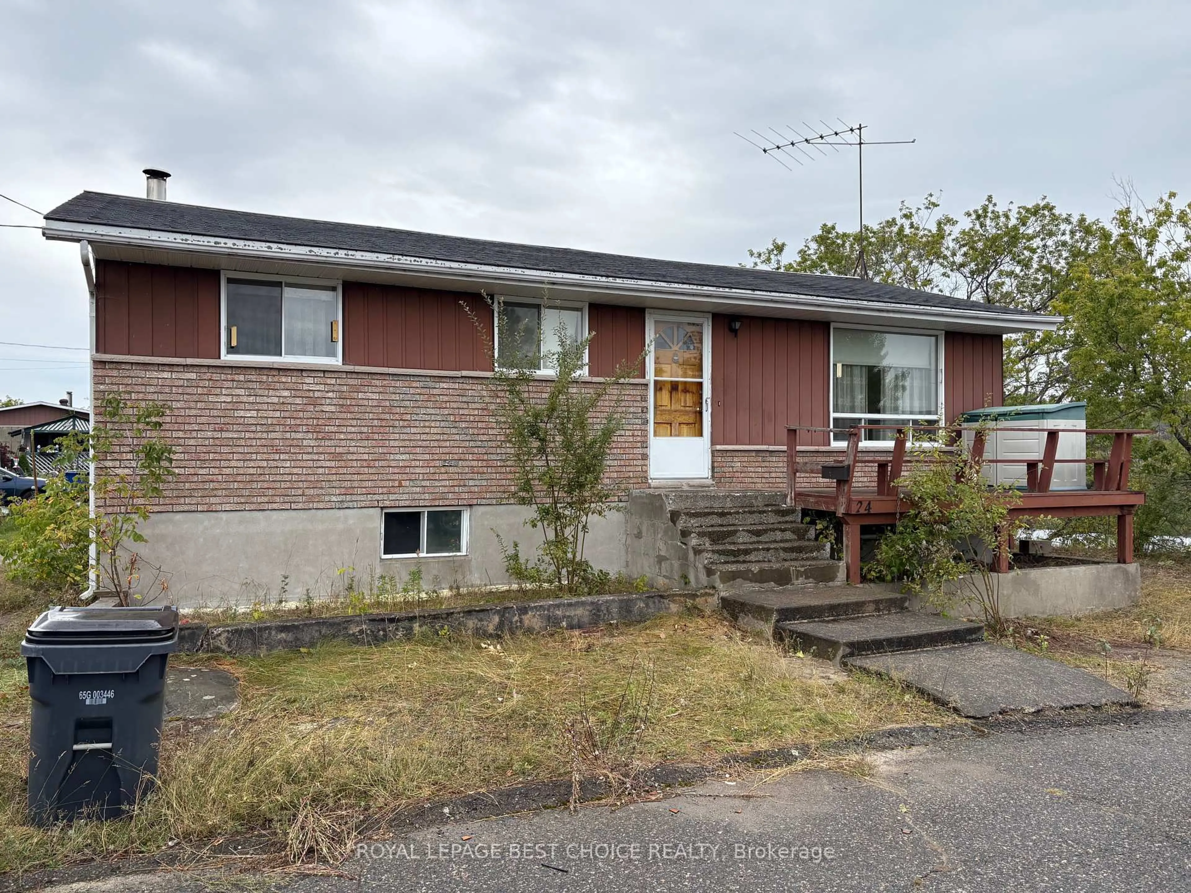 Unknown for 24 Park Pl, Cobalt Ontario P0J 1C0