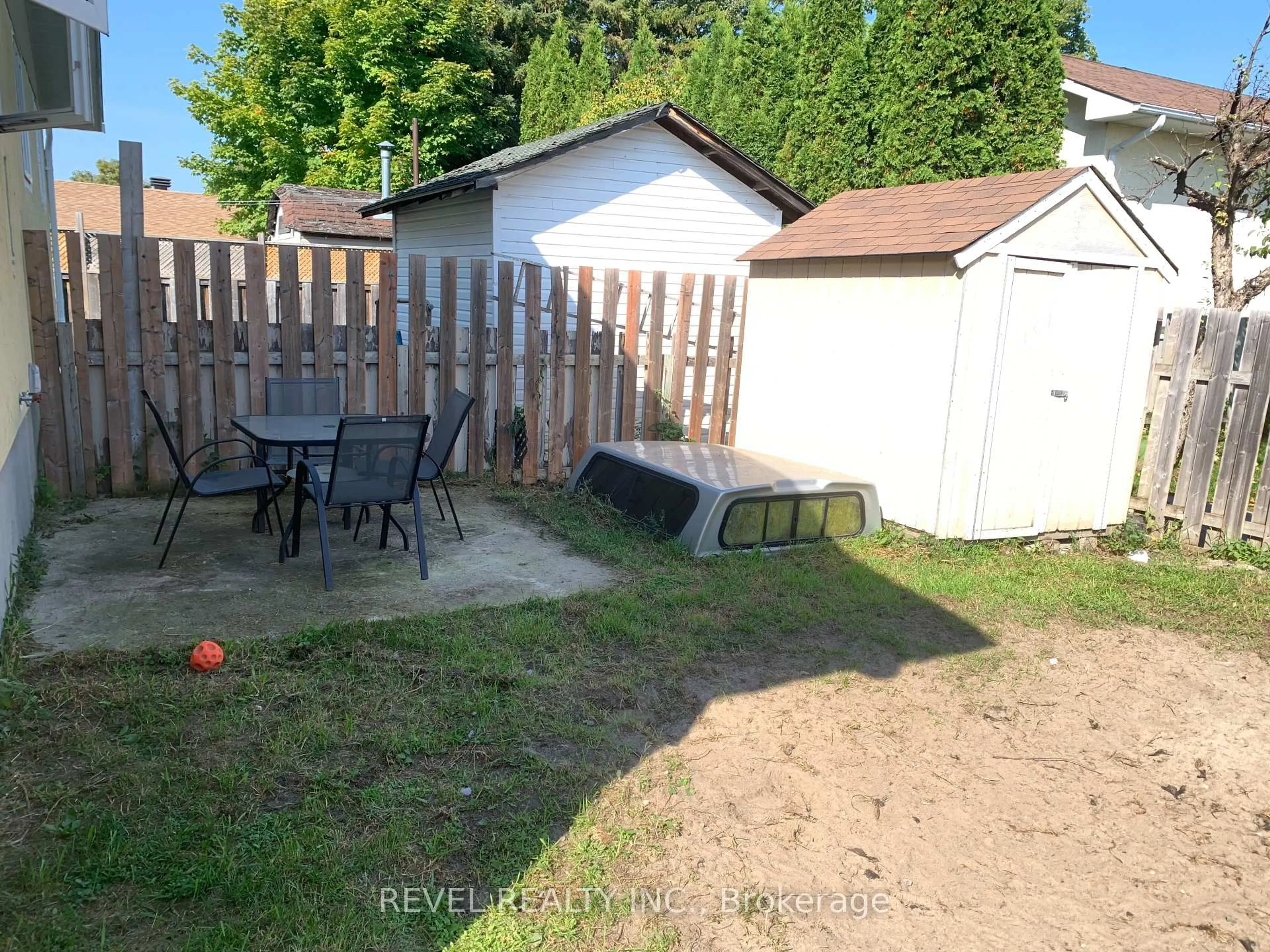 Unknown for 850 A Park Ave, Timmins Ontario P4N 3Y2