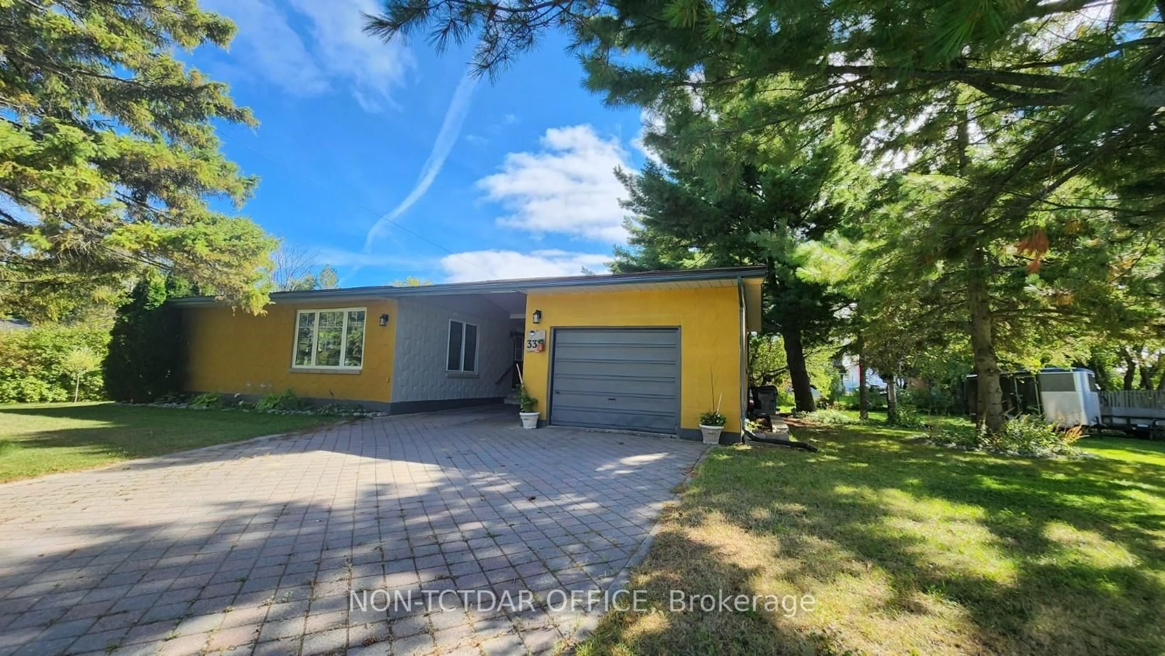 Unknown for 33 Eighth St, Armstrong Ontario P0J 1E0