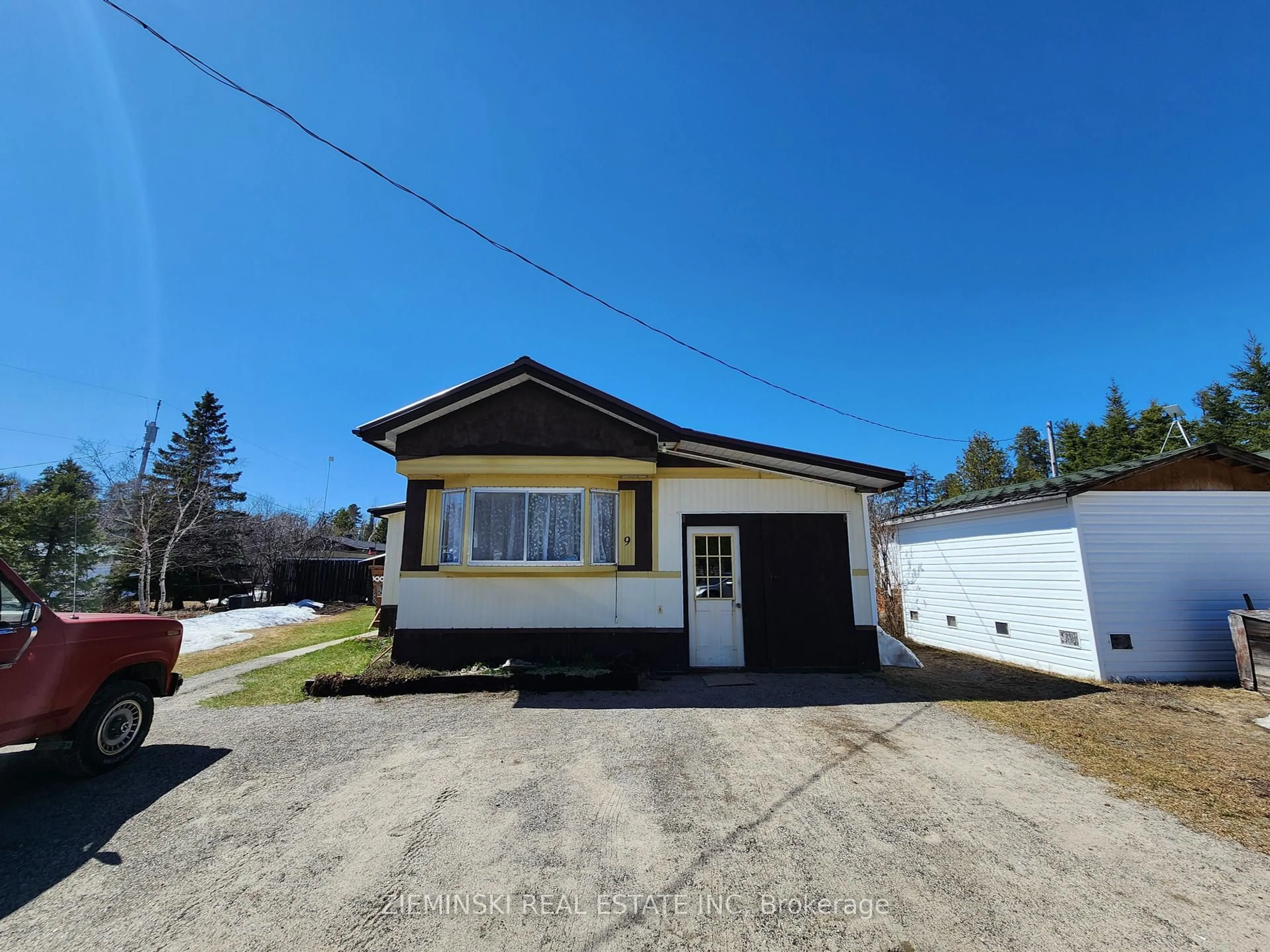 A pic from outside/outdoor area/front of a property/back of a property/a pic from drone, street for 9-8885 11 Highway, Iroquois Falls Ontario P0K 1G0