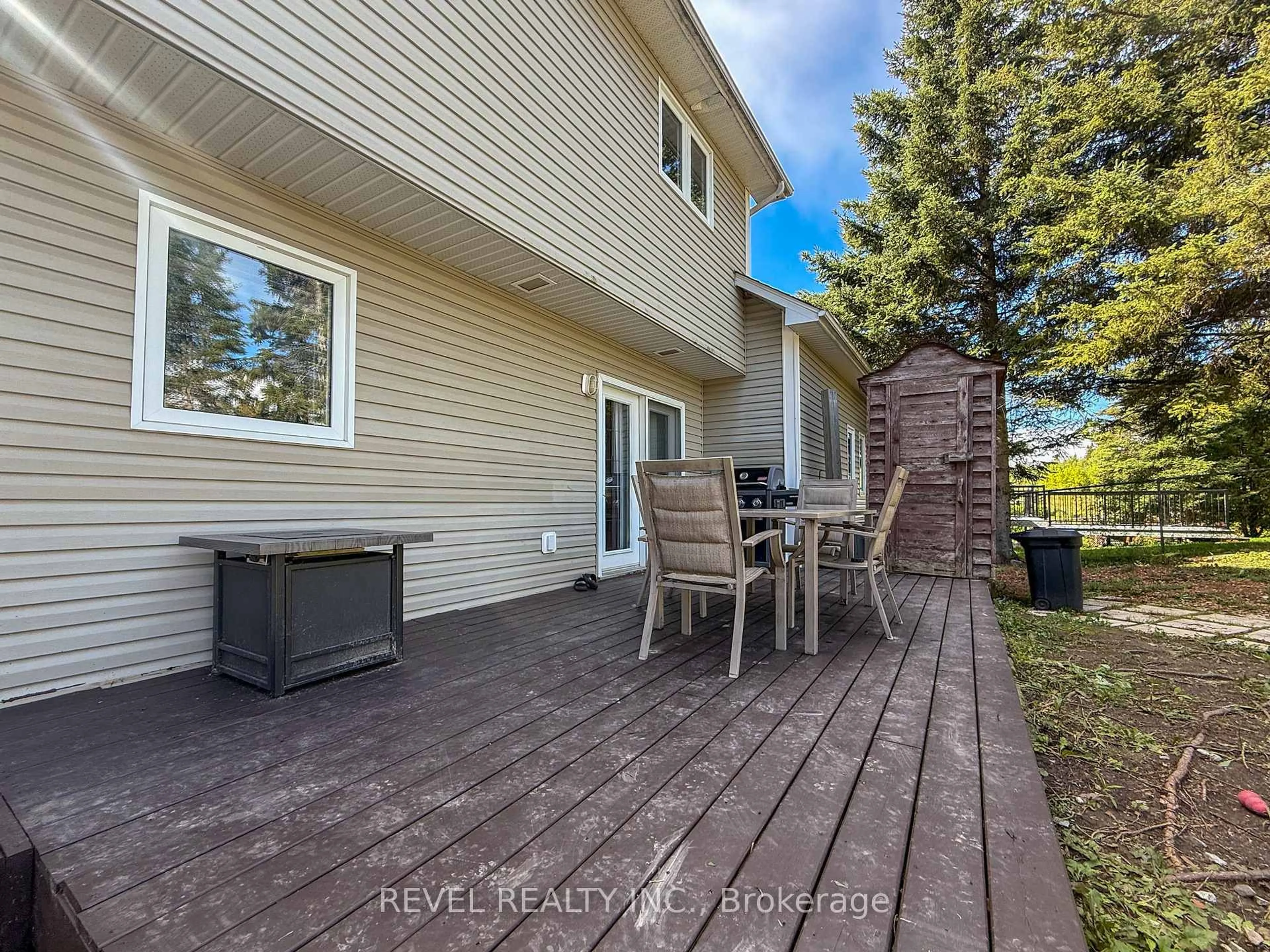 Patio, water/lake/river/ocean view for 52 Castlewood Ave, Timmins Ontario P4R 1L5