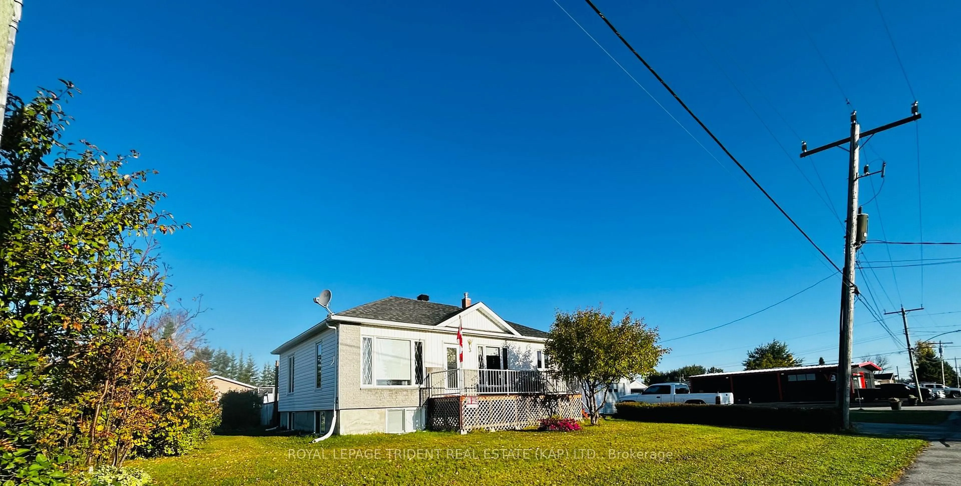 A pic from outside/outdoor area/front of a property/back of a property/a pic from drone, street for 3 De L'Eglise Ave, Kapuskasing Ontario P0L 2G0