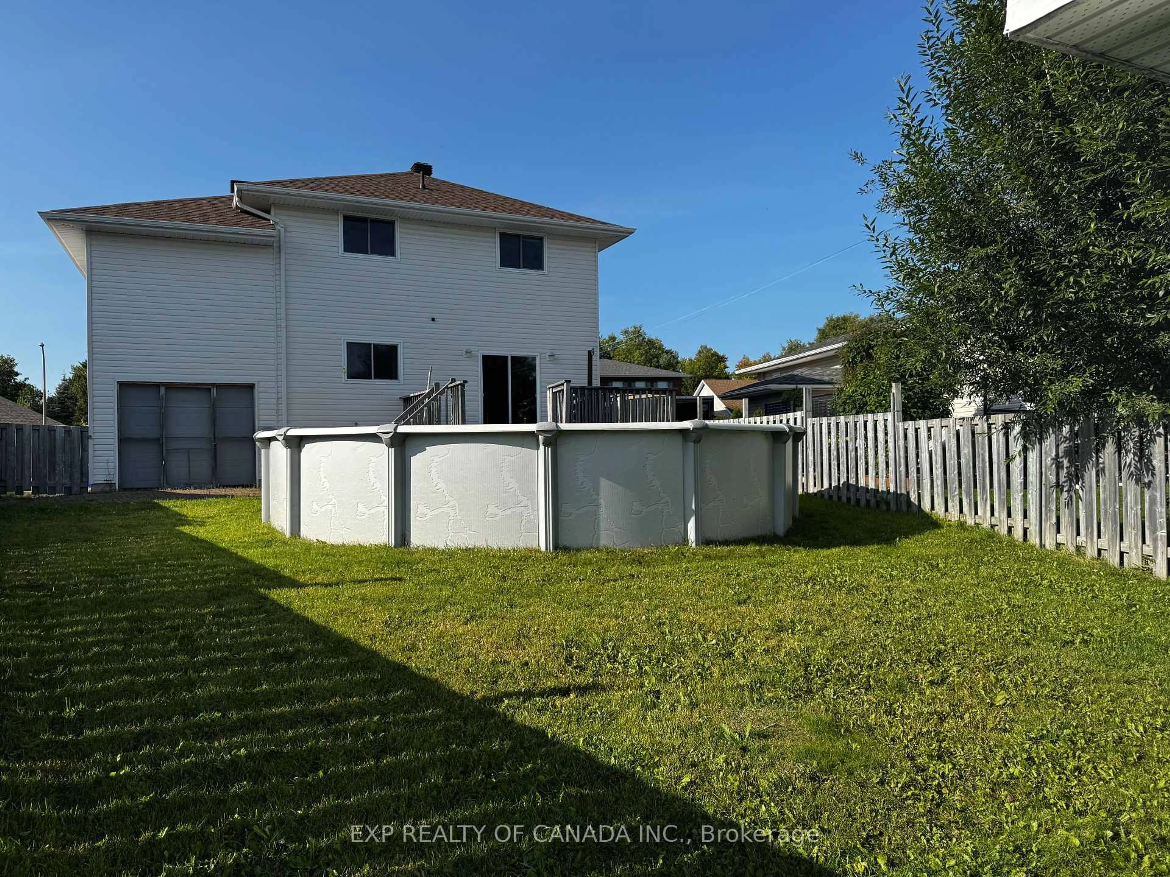 A pic from outside/outdoor area/front of a property/back of a property/a pic from drone, unknown for 103 Mascioli Blvd, Timmins Ontario P4P 1H5