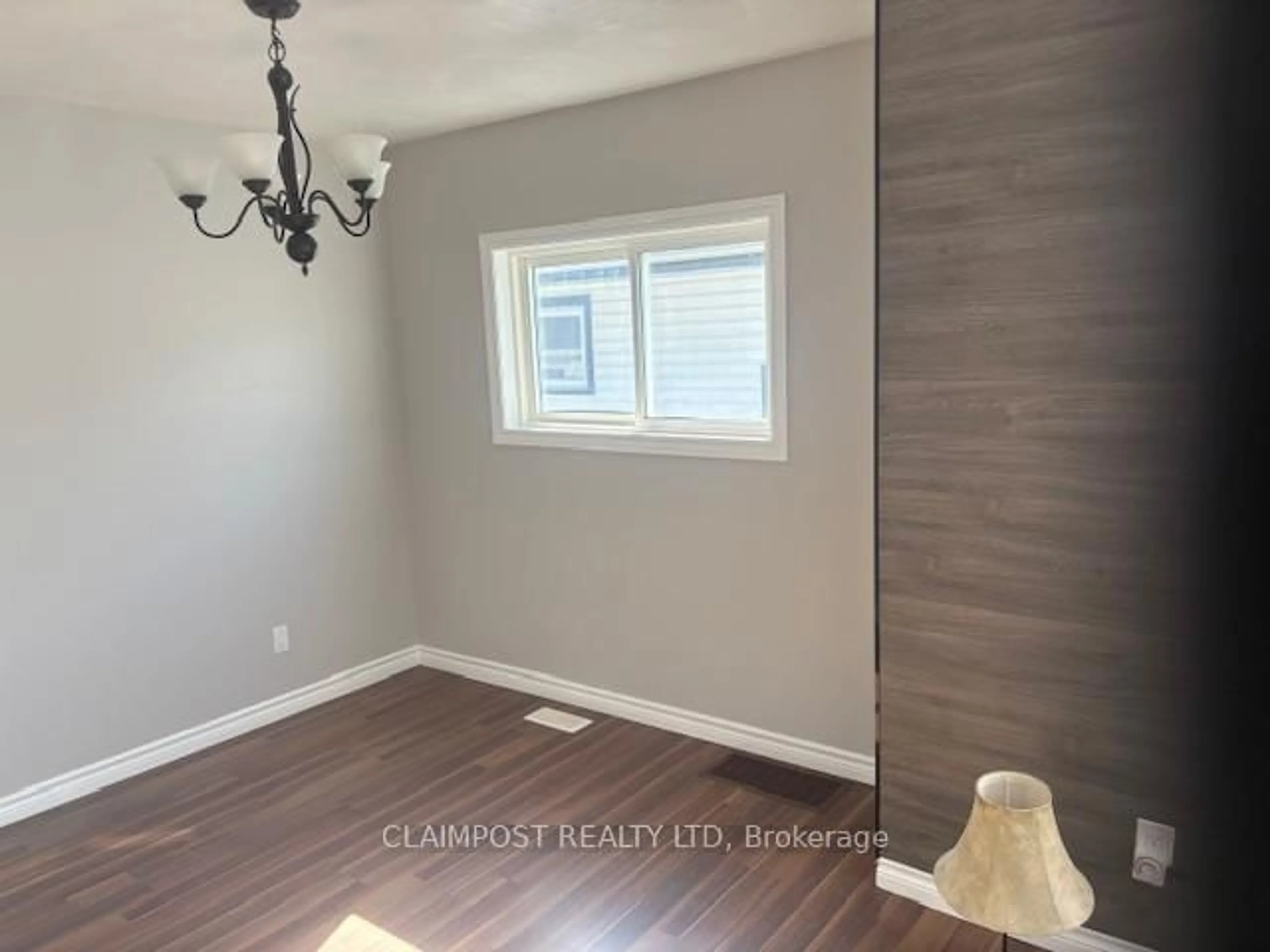 A pic of a room for 392 Maple St, Timmins Ontario P4N 1Z8