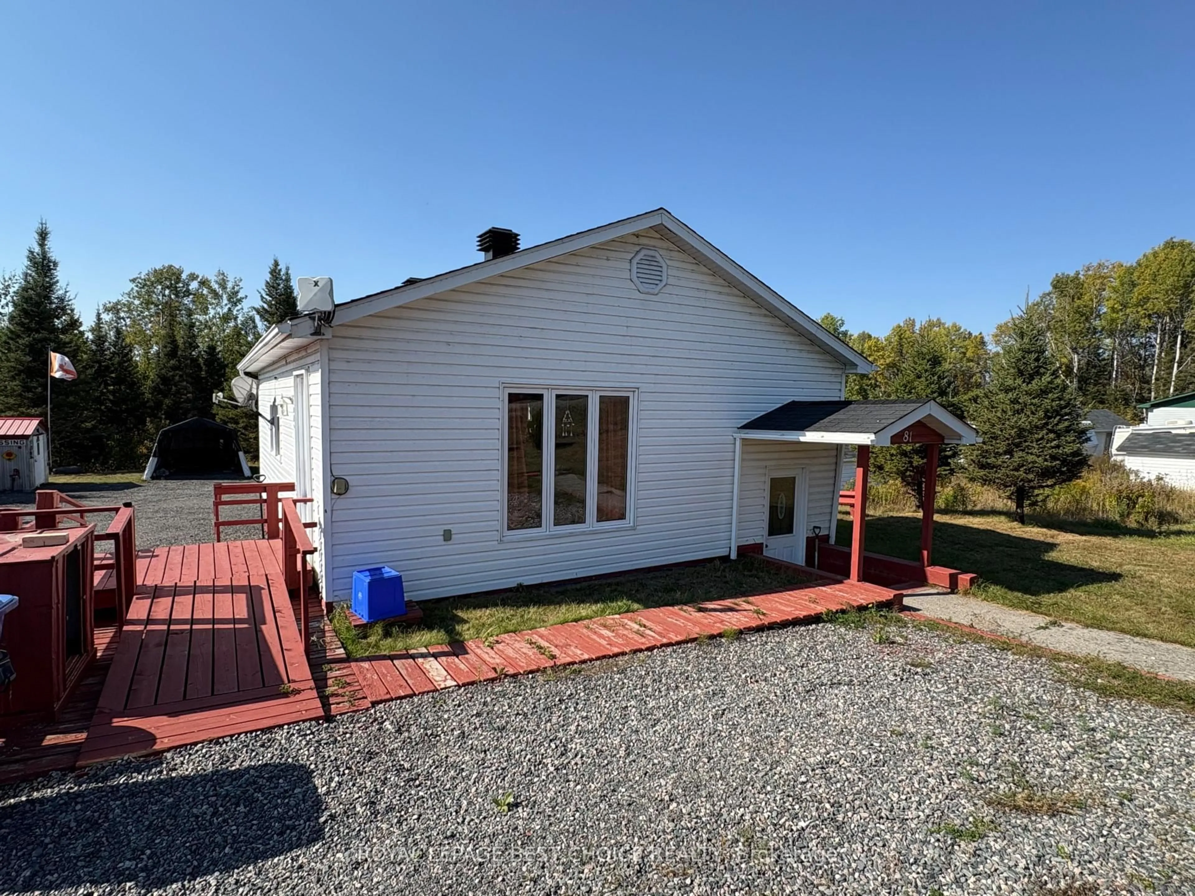 A pic from outside/outdoor area/front of a property/back of a property/a pic from drone, building for 81 Main St, Timiskaming Ontario P0J 1N0