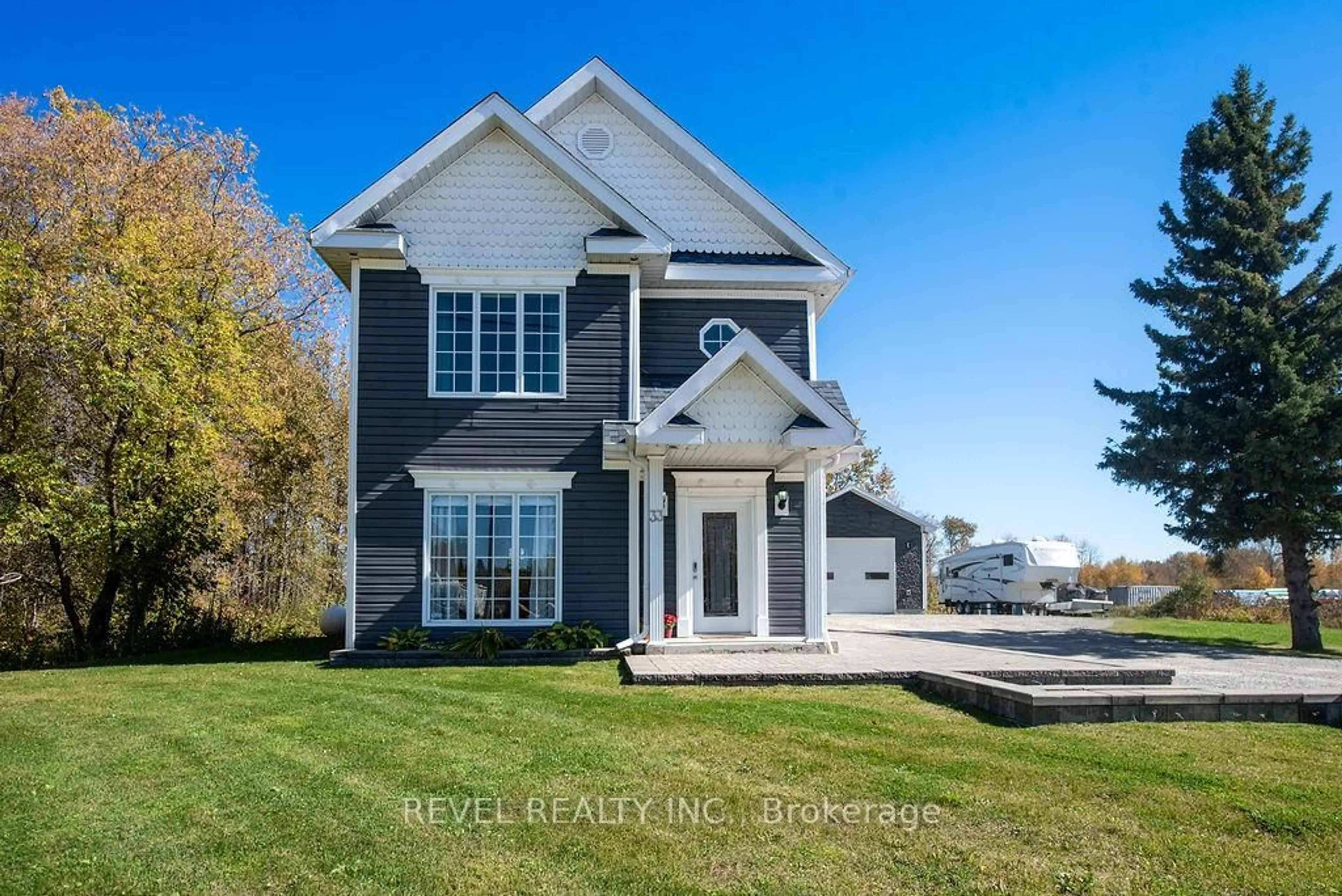 Home with vinyl exterior material, unknown for 33 Evans St, Timmins Ontario P0N 1H0