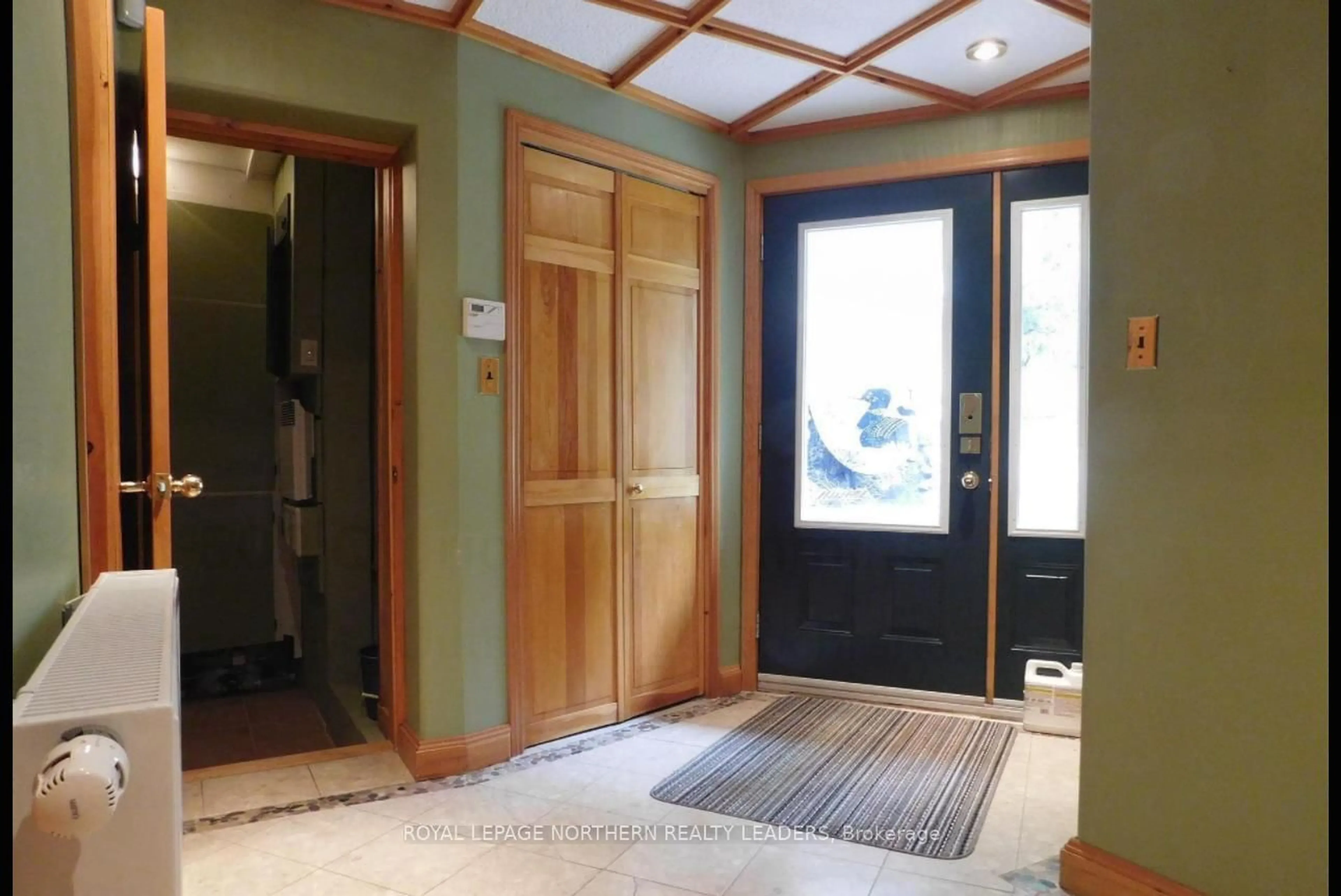 Indoor entryway for 502 Quirion Rd, Timmins Ontario P0N 1A0
