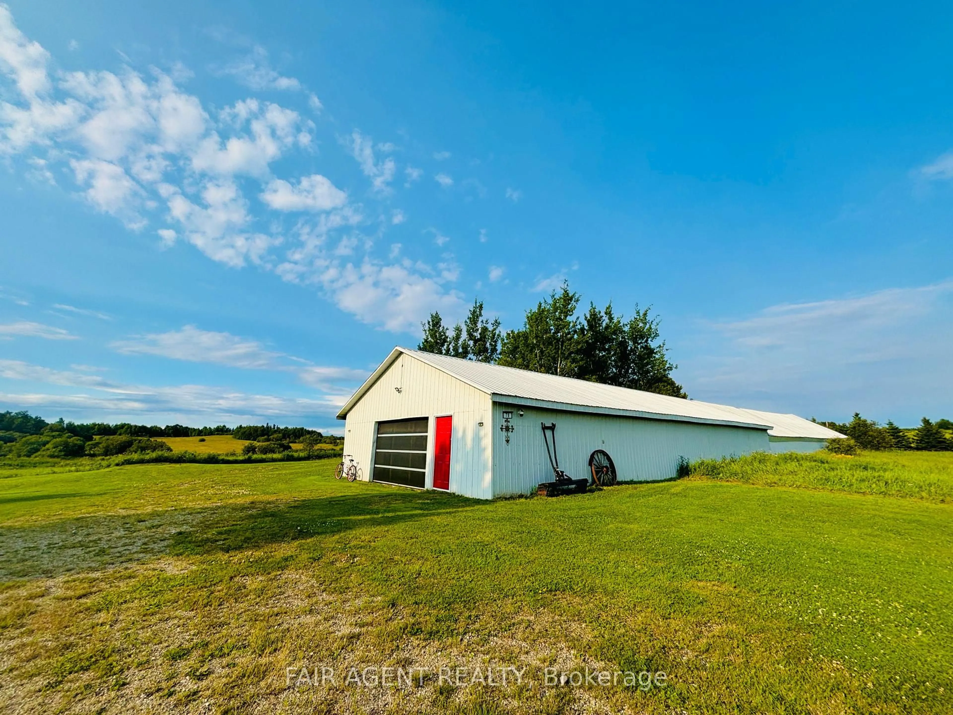 A pic from outside/outdoor area/front of a property/back of a property/a pic from drone, building for 79 STE MARIE Rd, Kapuskasing Ontario P0L 1V0