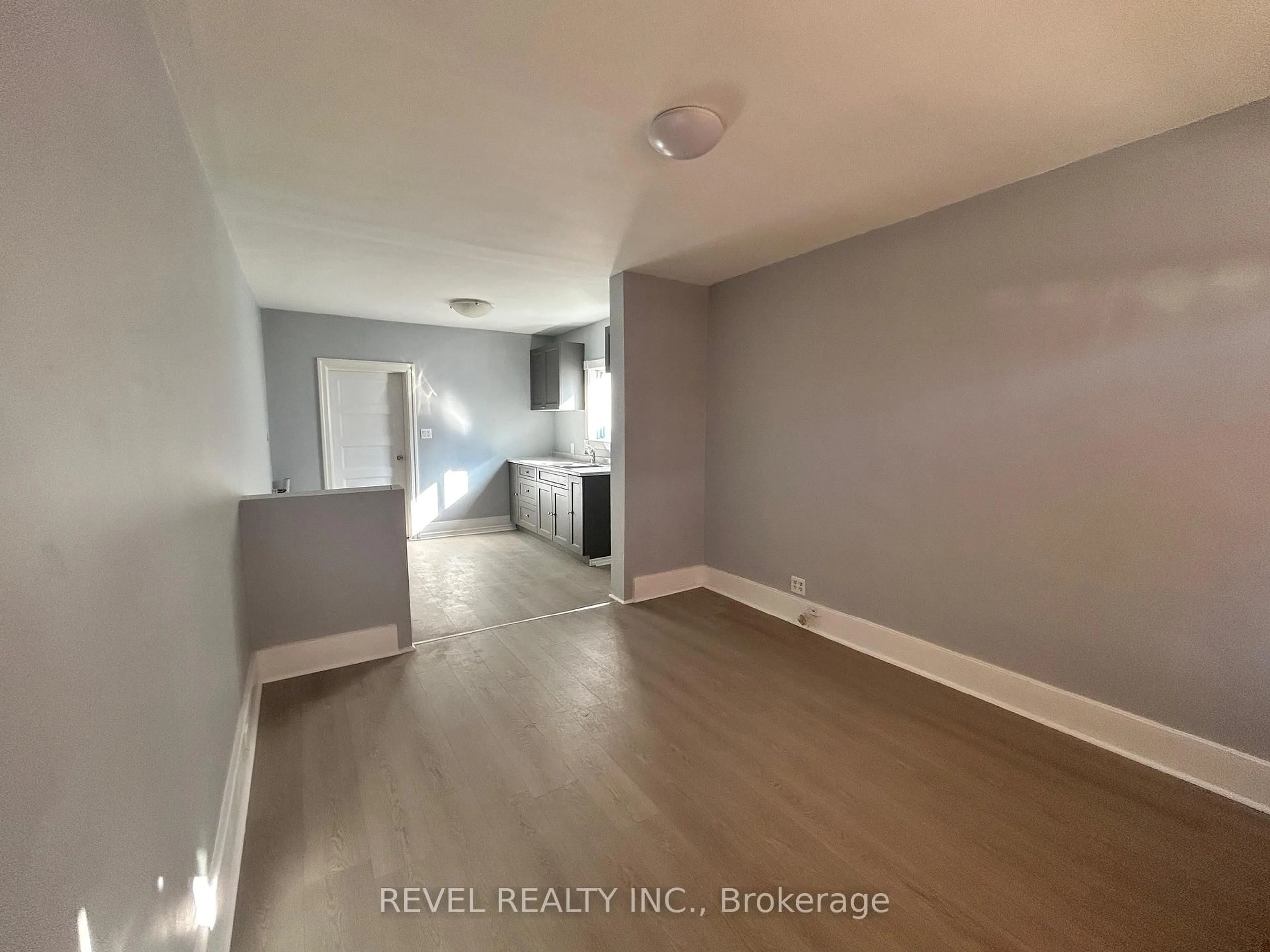 A pic of a room for 220-222 Sixth Ave, Timmins Ontario P4N 5M8