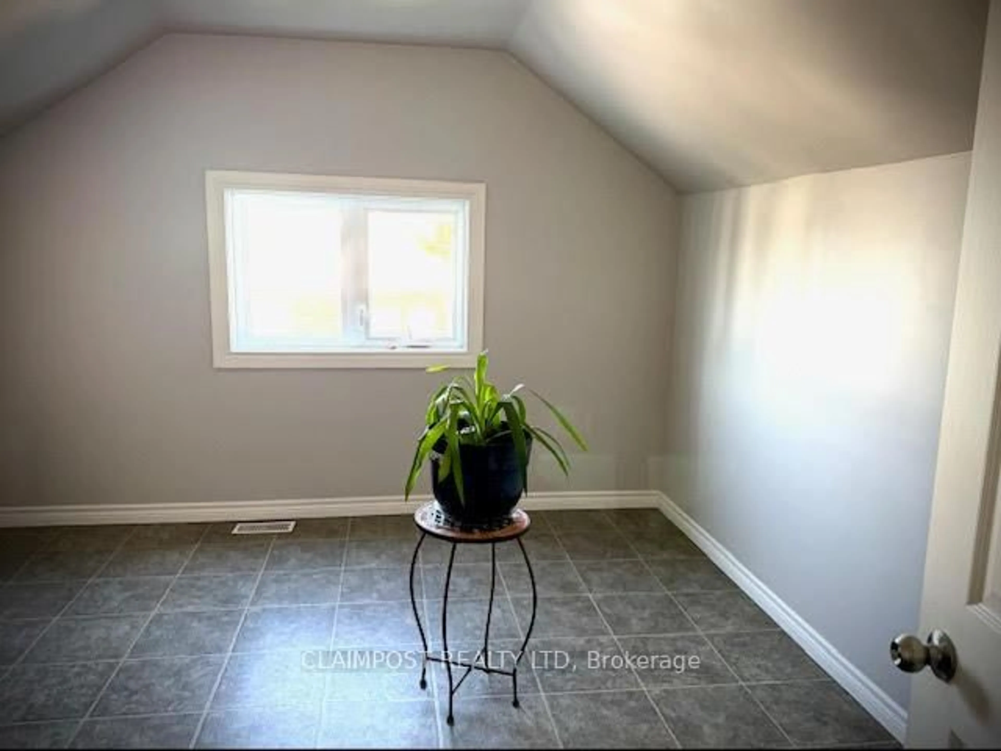 A pic of a room for 31 Laurier Ave, Timmins Ontario P4N 4G7