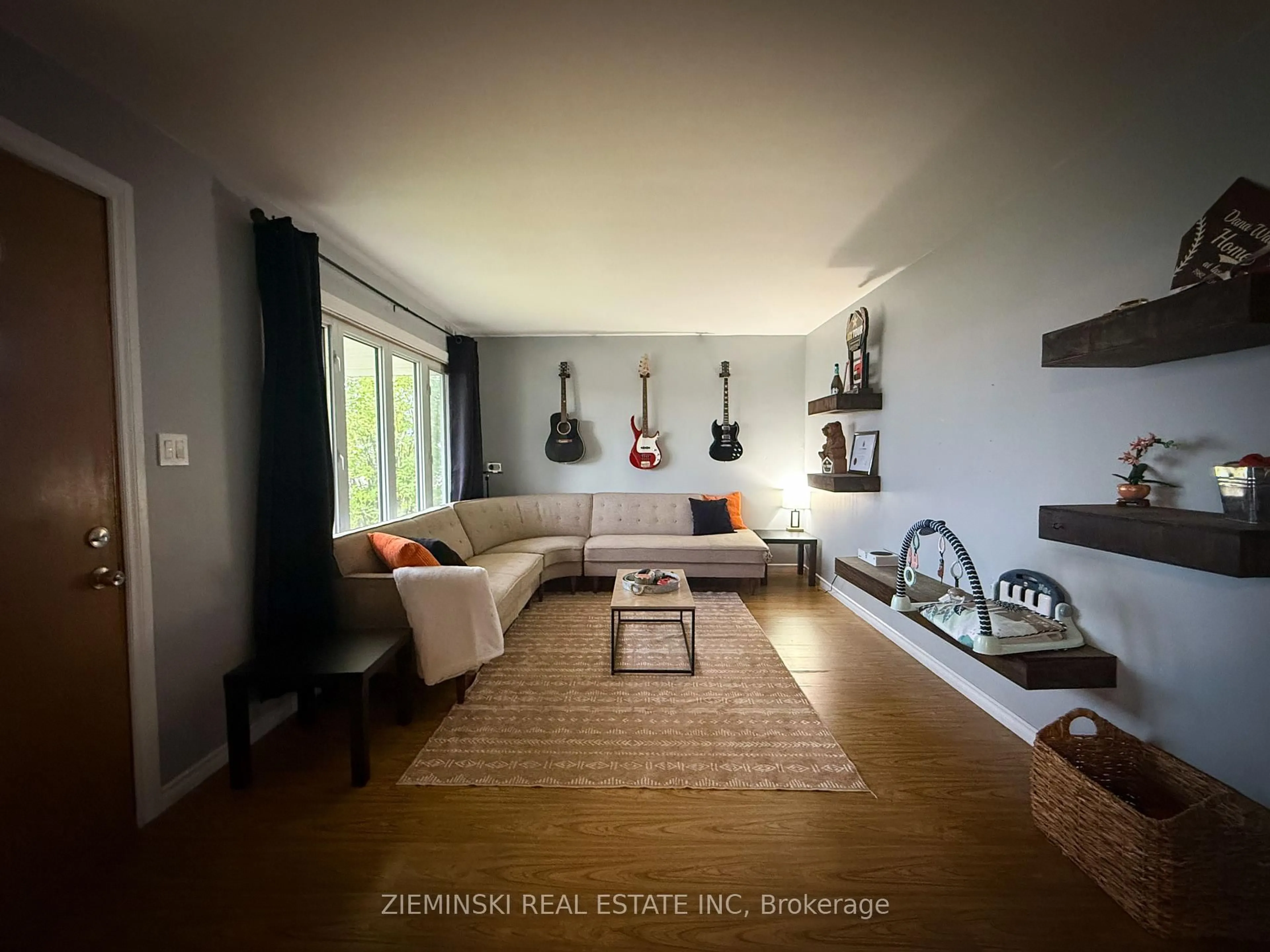 Living room with furniture, unknown for 910 Victoria Rd, Iroquois Falls Ontario P0K 1G0