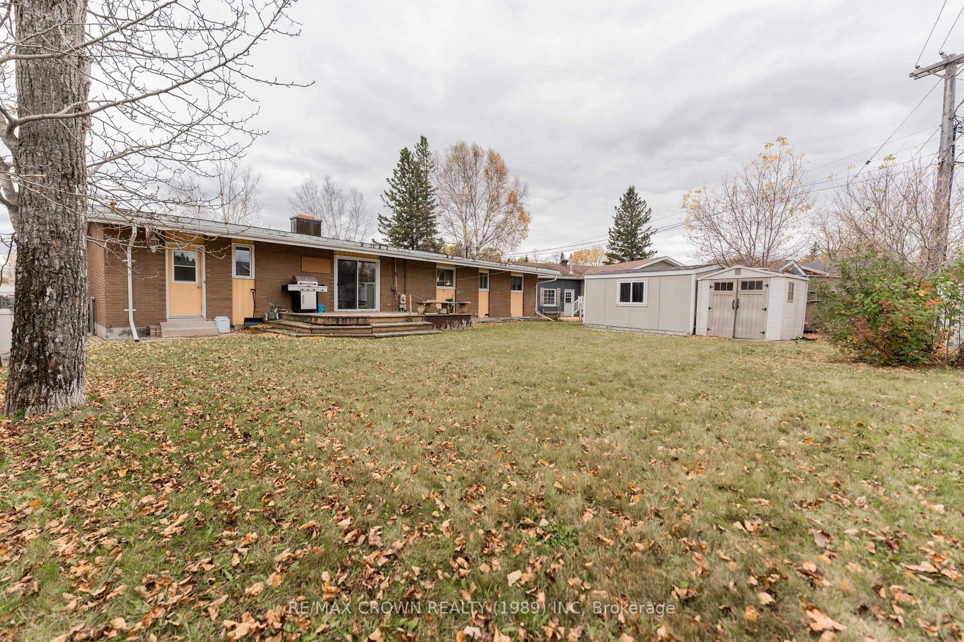 A pic from outside/outdoor area/front of a property/back of a property/a pic from drone, street for 13 Kimberly Dr, Kapuskasing Ontario P5N 1L4