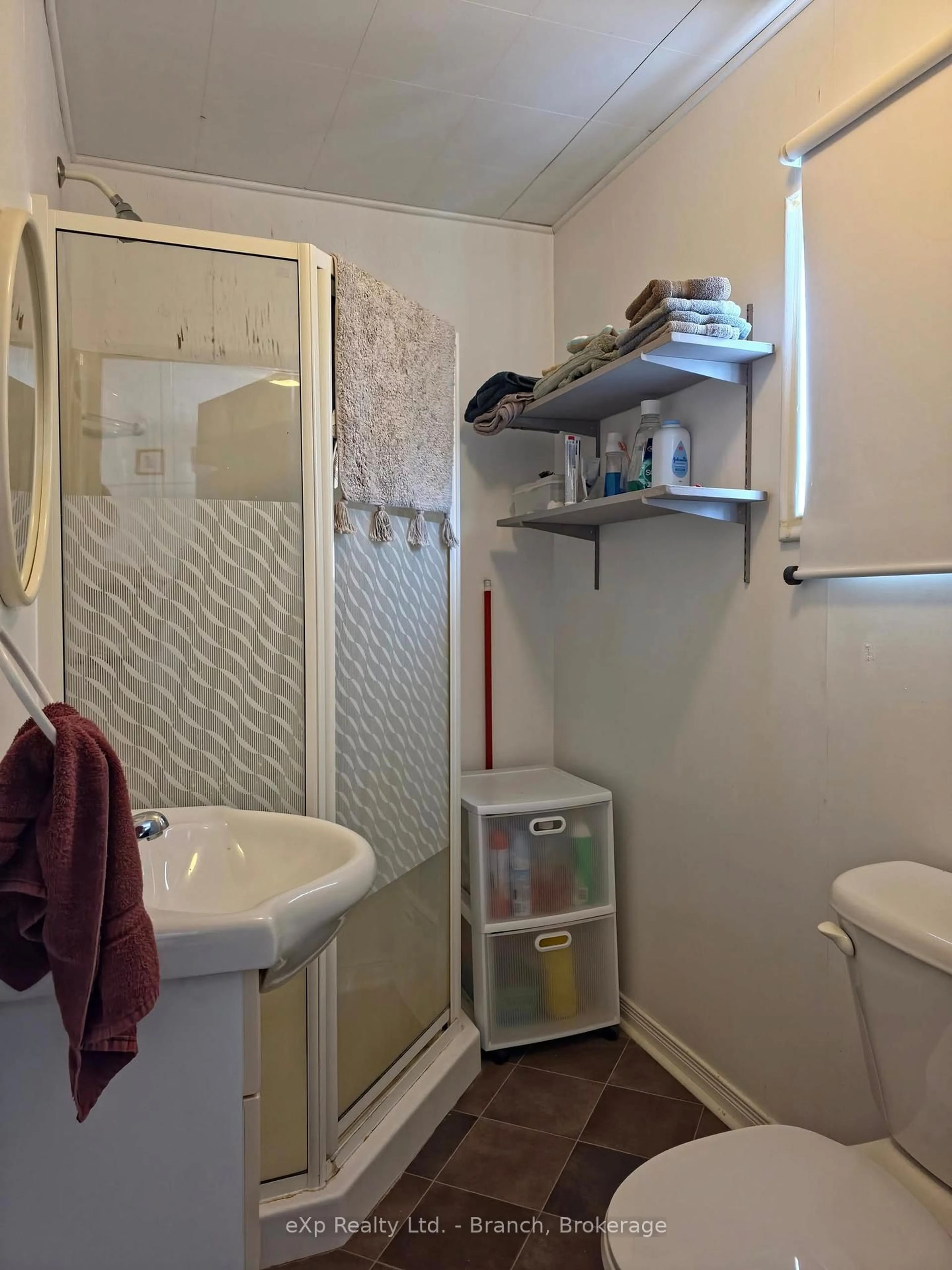Standard bathroom, floor is not visible for 51 Hudson Bay Ave, Kirkland Lake Ontario P2N 2J1