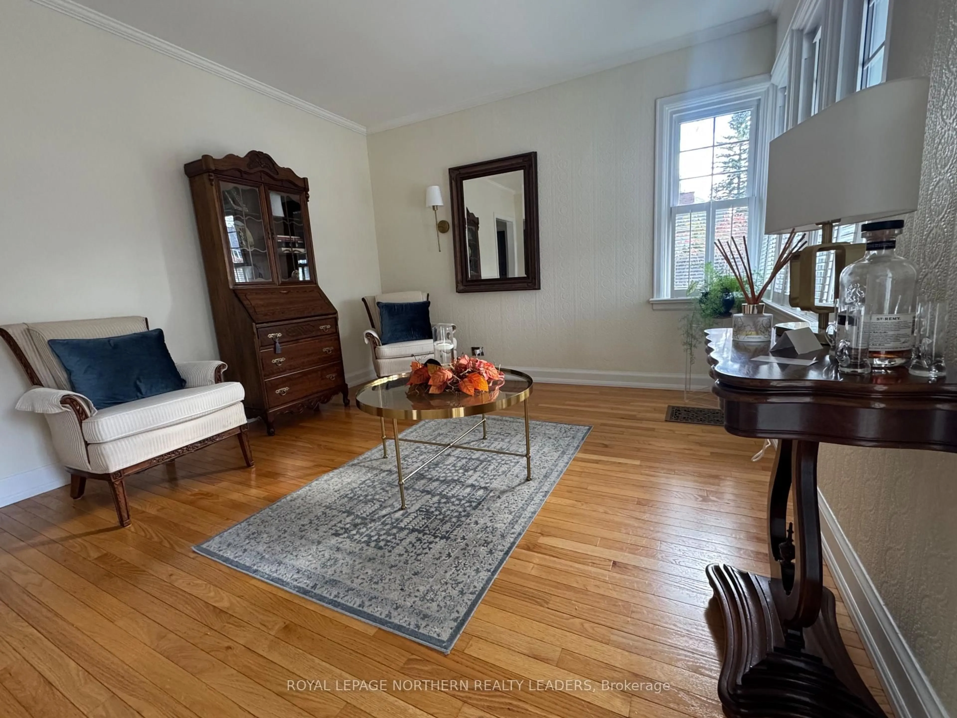 Living room with furniture, unknown for 456 Hart St, Timmins Ontario P4N 6X4