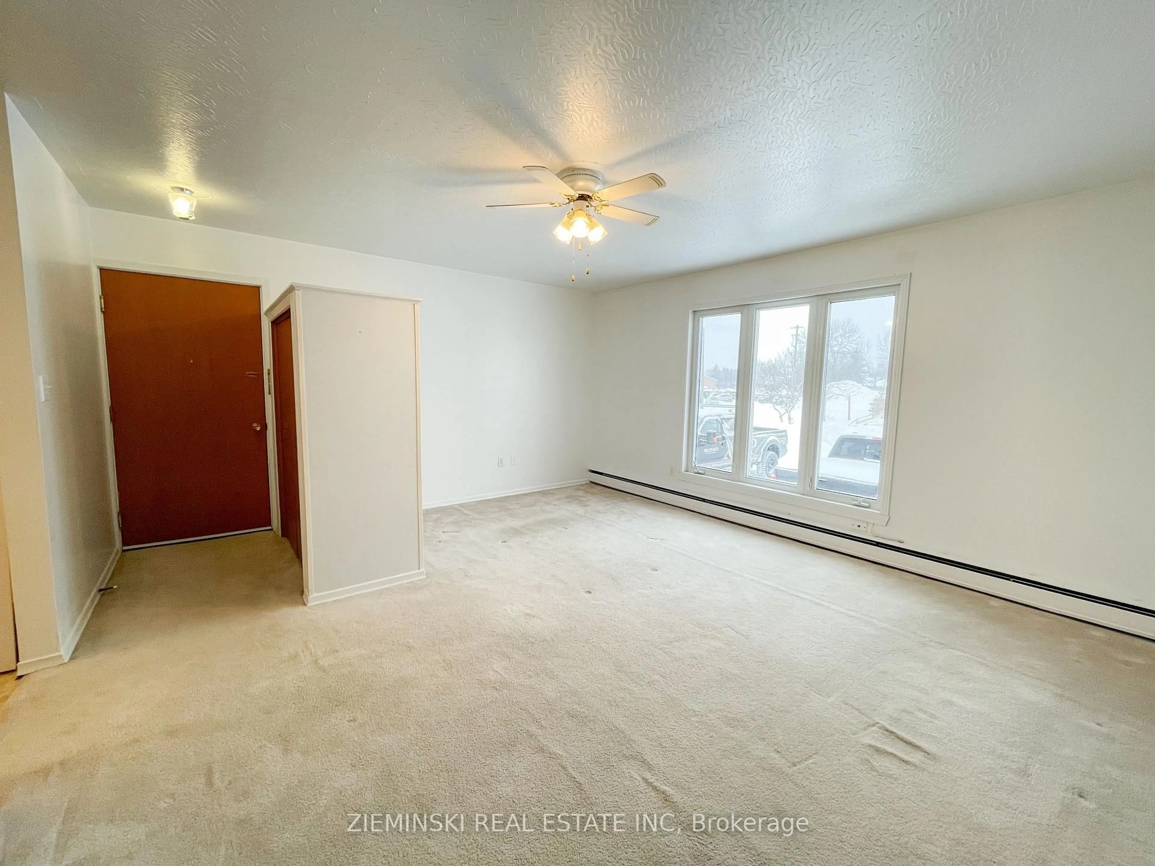 A pic of a room for 246 Cambridge Ave, Iroquois Falls Ontario P0K 1E0