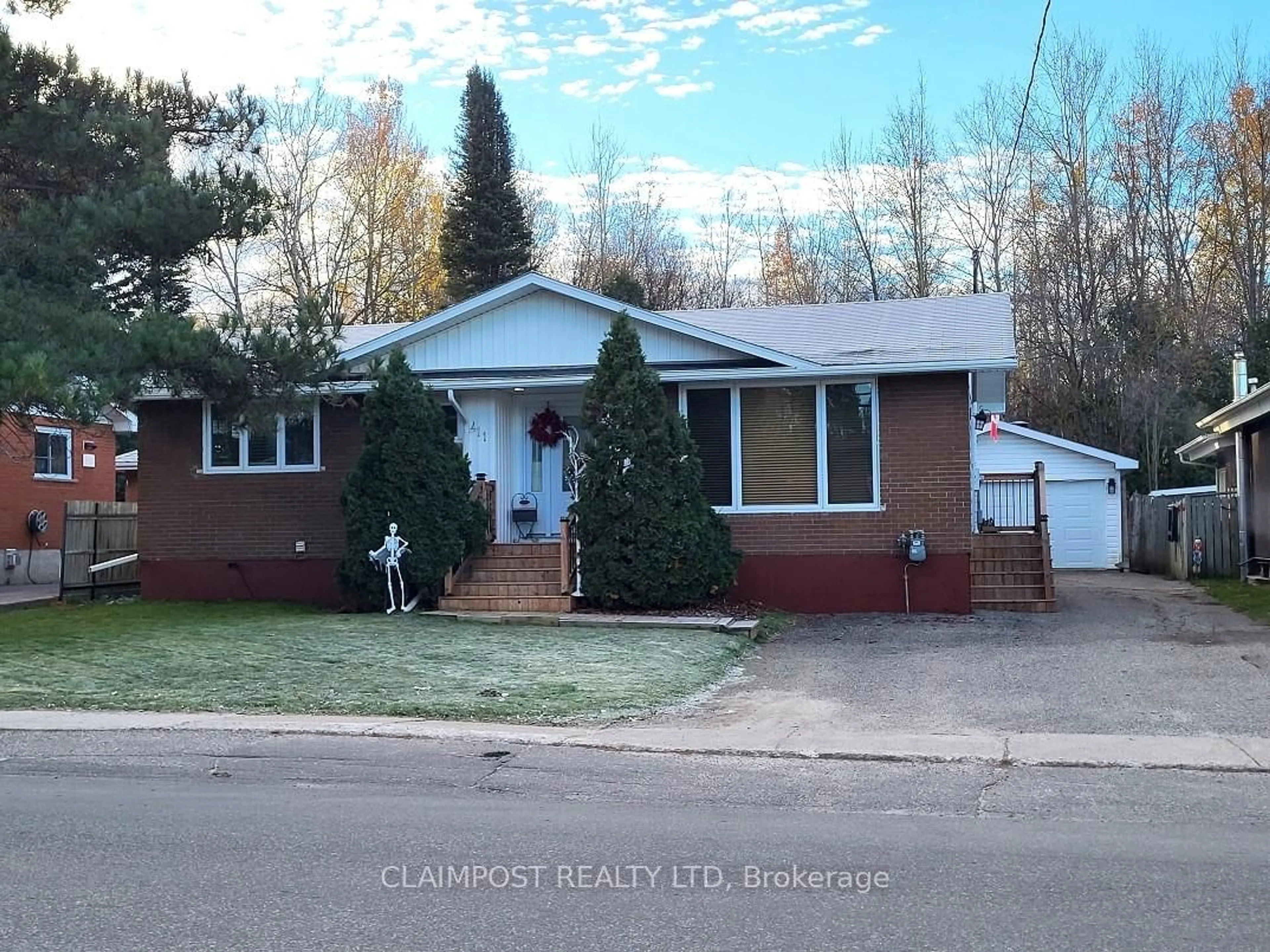 Unknown for 411 Ross Ave, Timmins Ontario P4N 5X4