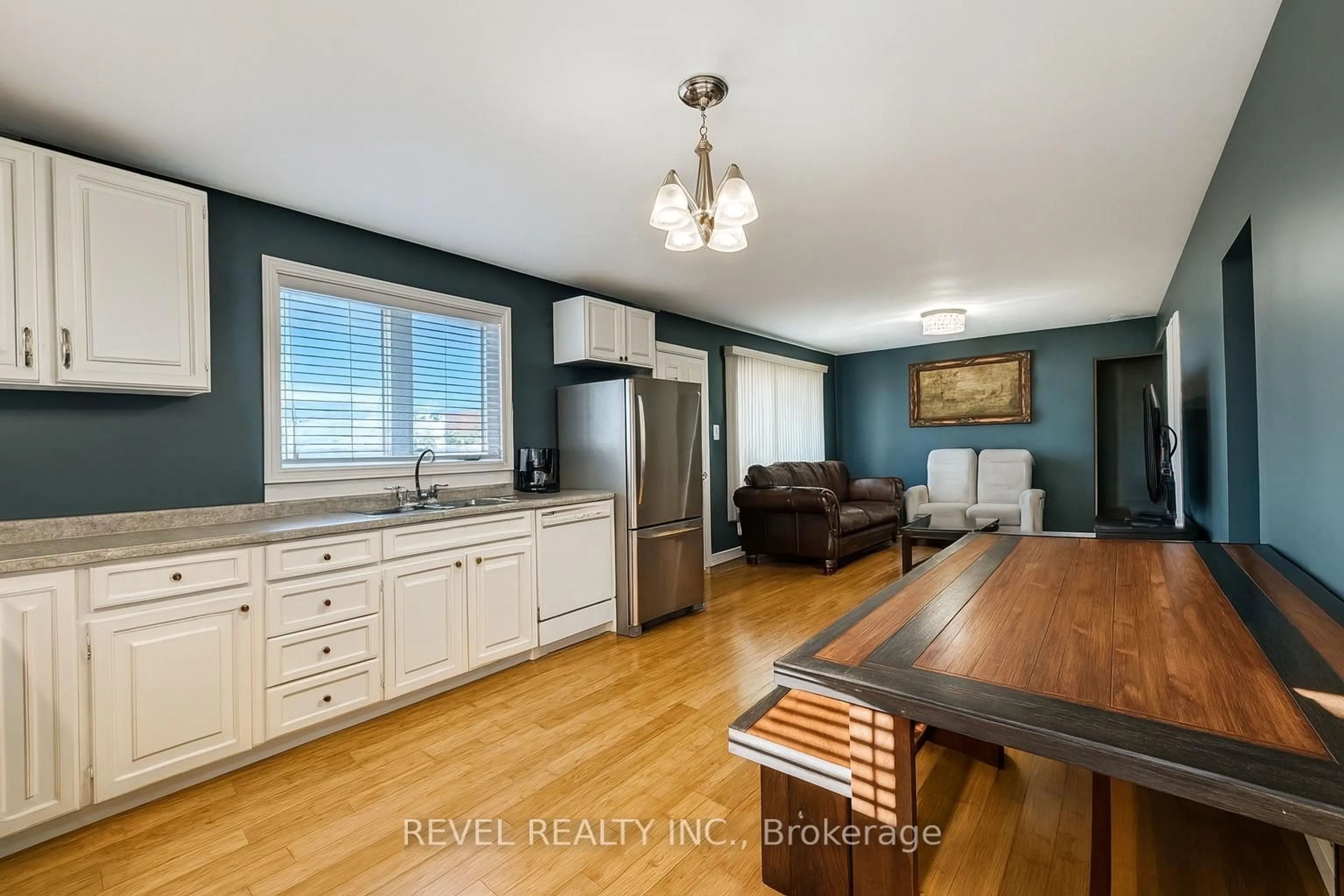 Open concept kitchen, unknown for 646 College St, Timmins Ontario P4N 5J8