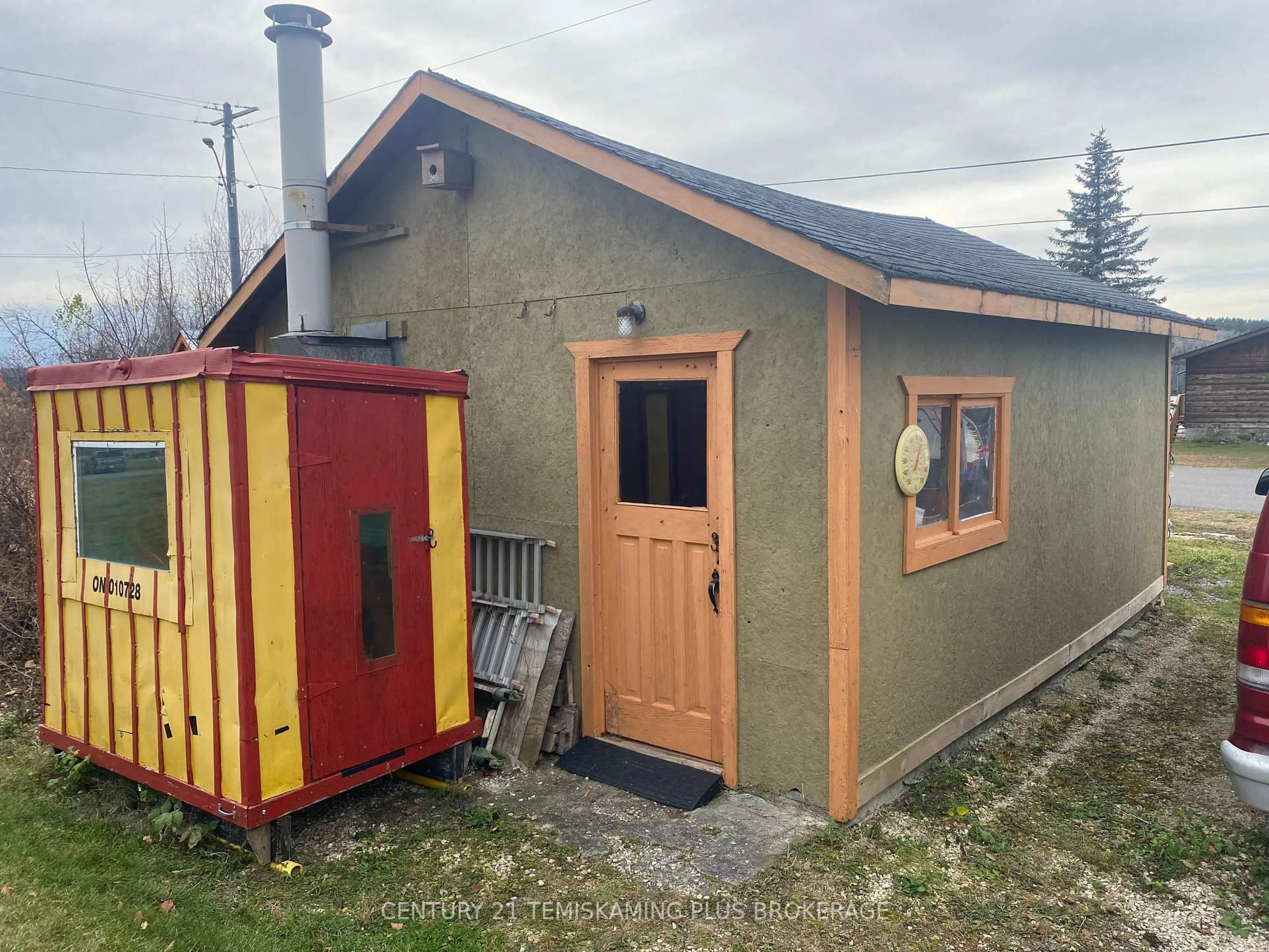 Shed for 2 King St, Timiskaming Ontario P0J 1N0