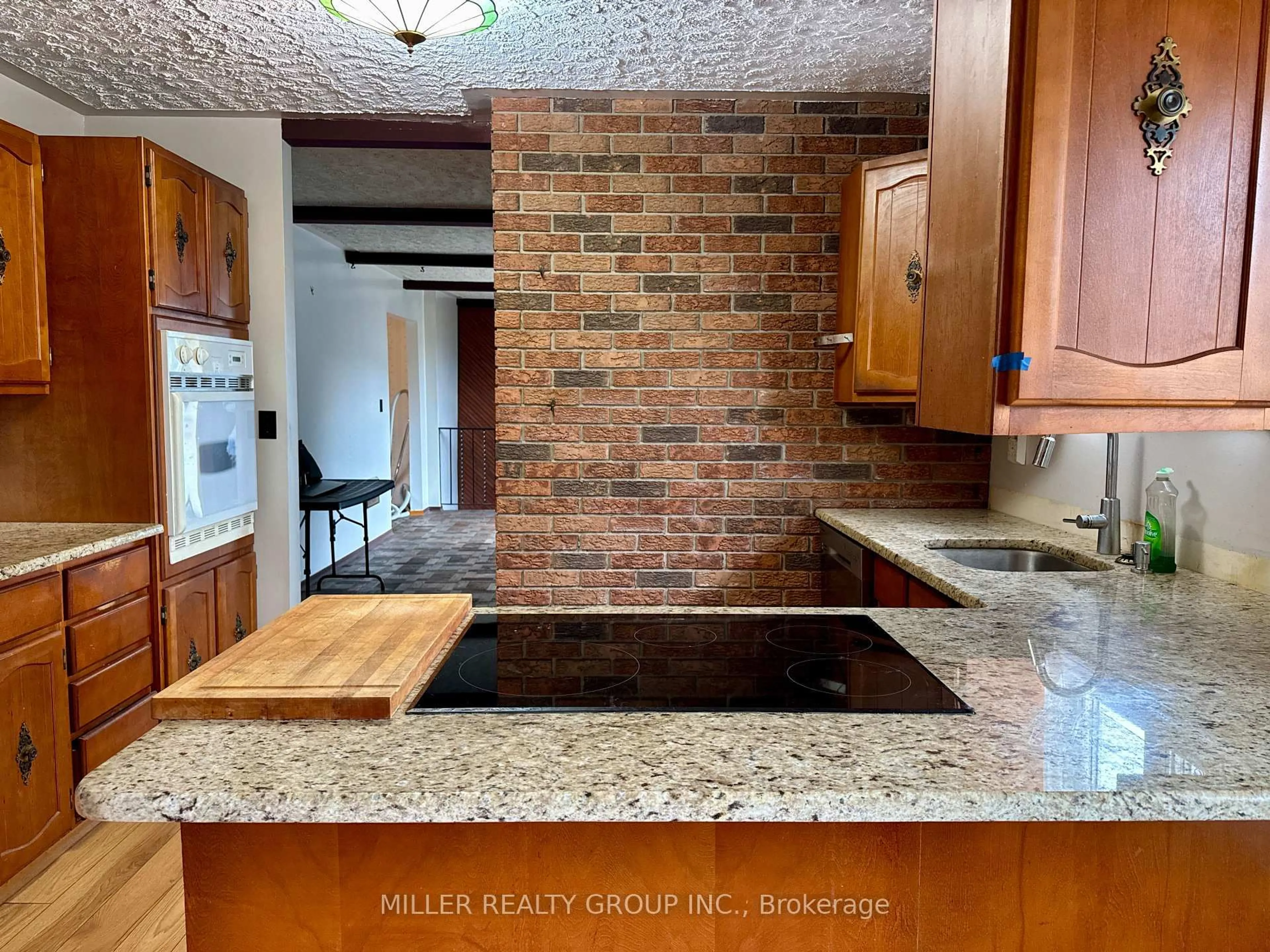 Open concept kitchen, ceramic/tile floor for 222 Haynes Cres, Temiskaming Shores Ontario P0J 1P0