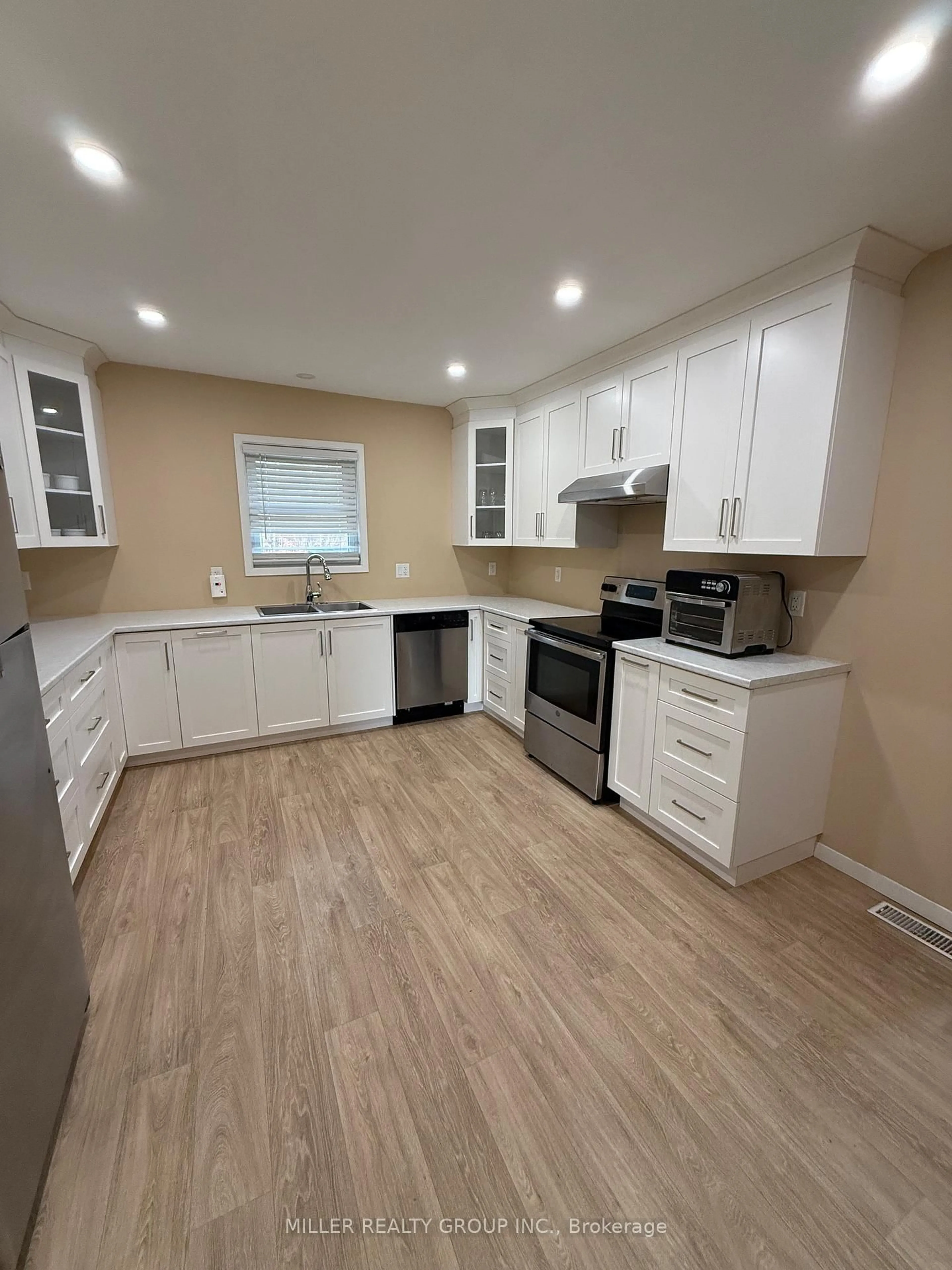 Open concept kitchen, unknown for 88 Cobalt St, Cobalt Ontario P0J 1C0