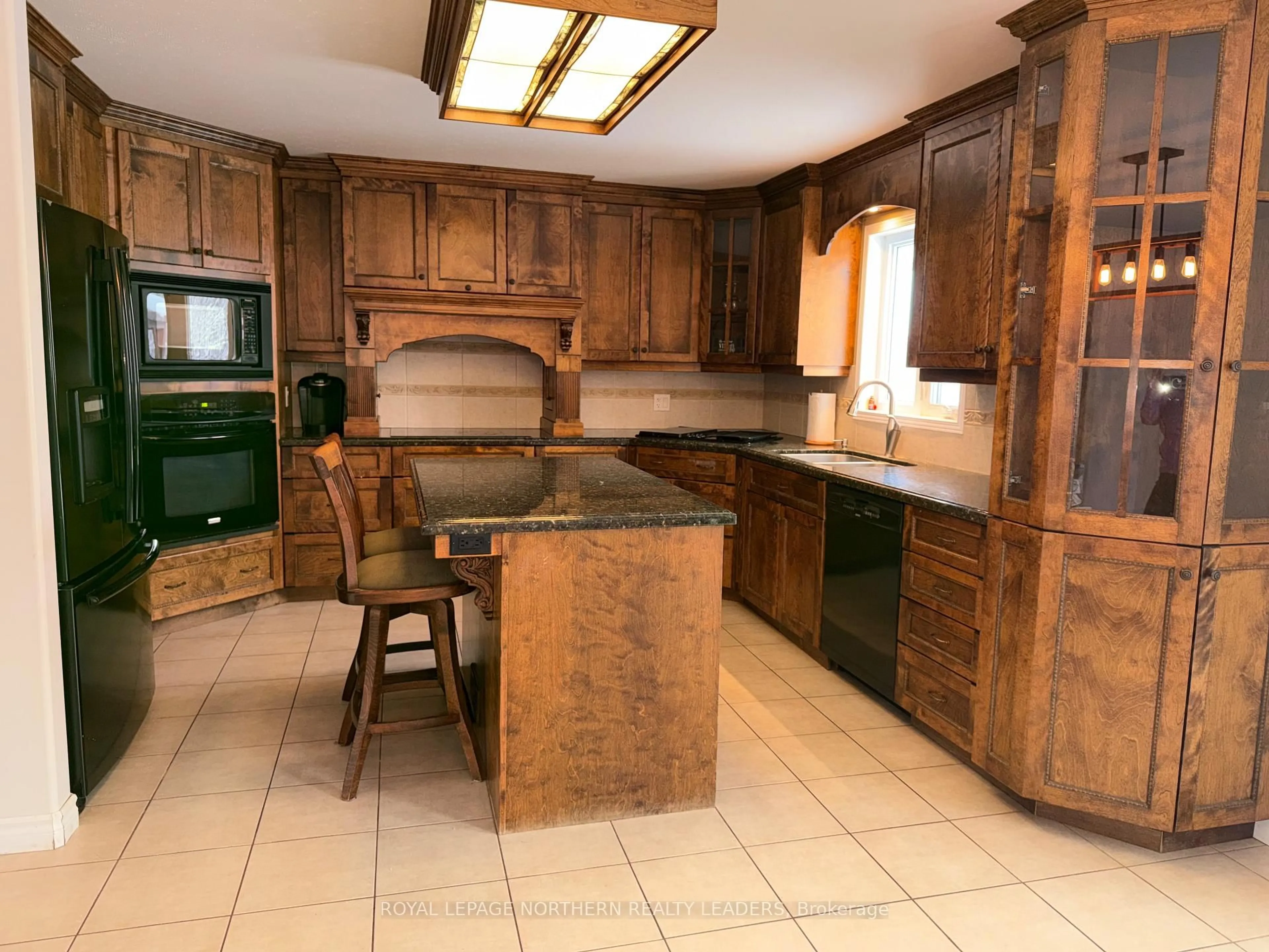 Unknown for 2008 Connaught Rd, Timmins Ontario P0N 1H0