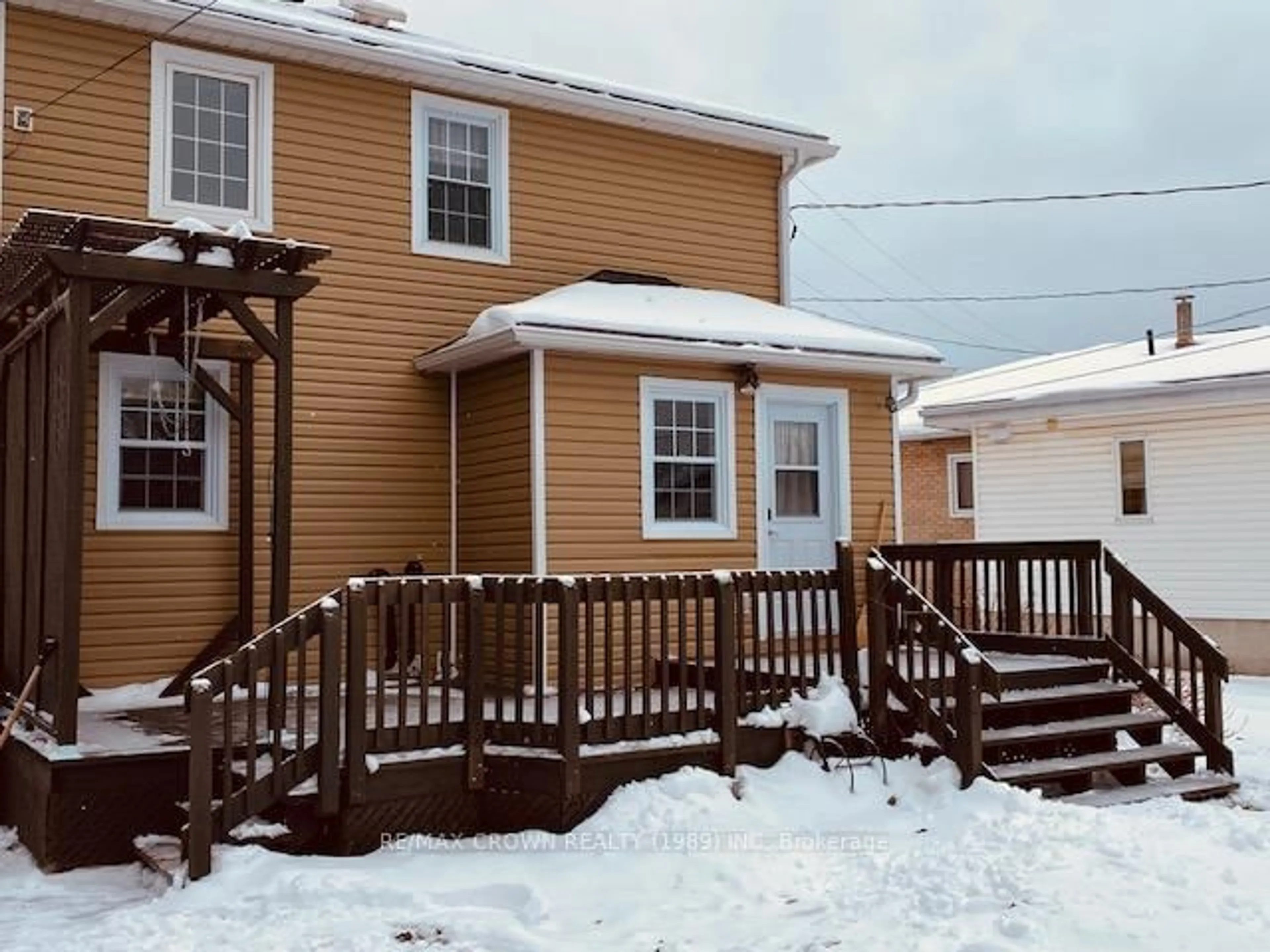 Unknown for 64 Byng Ave, Kapuskasing Ontario P5N 1W8