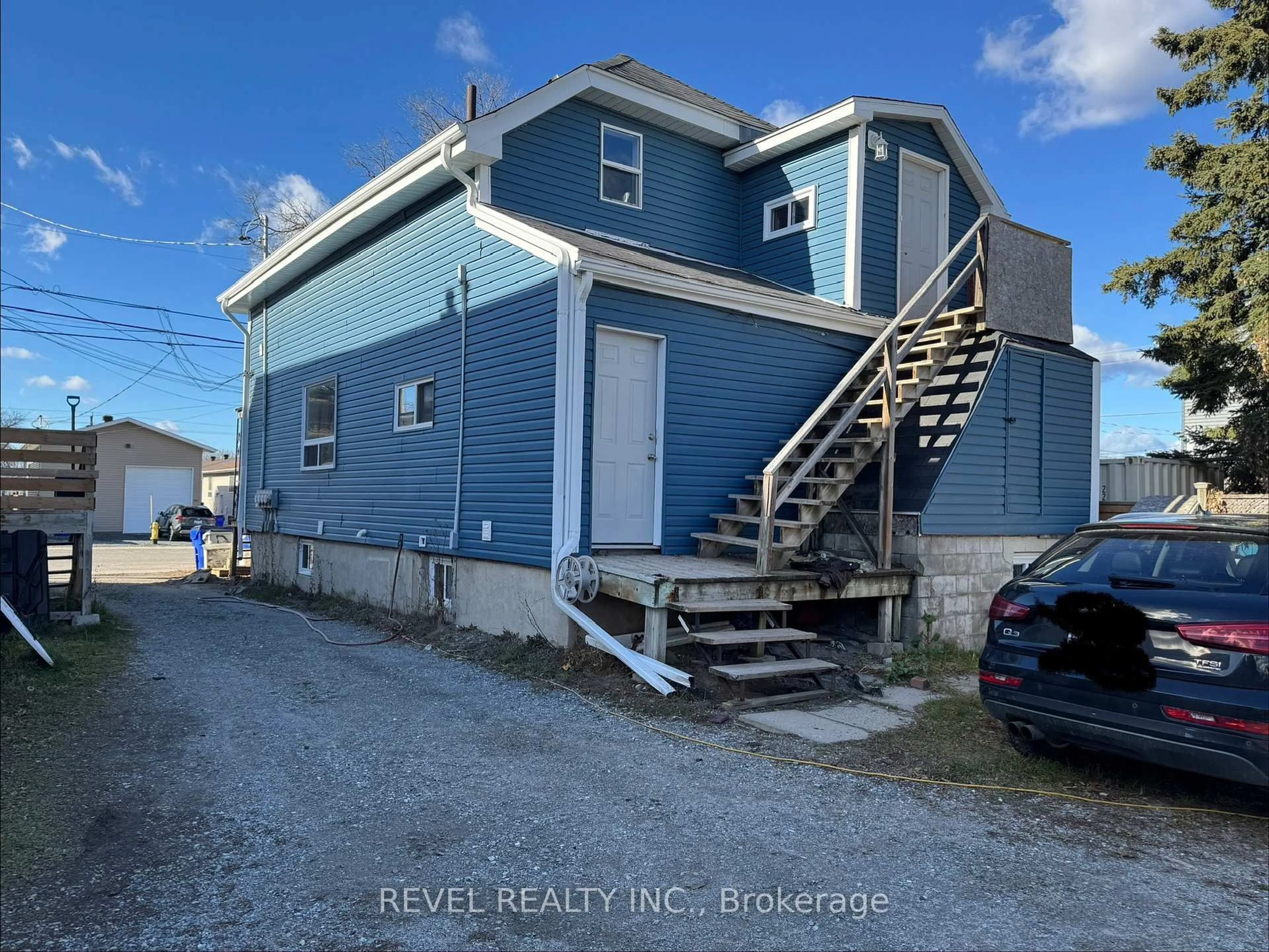 A pic from outside/outdoor area/front of a property/back of a property/a pic from drone, building for 92 Birch St, Timmins Ontario P4N 6C9