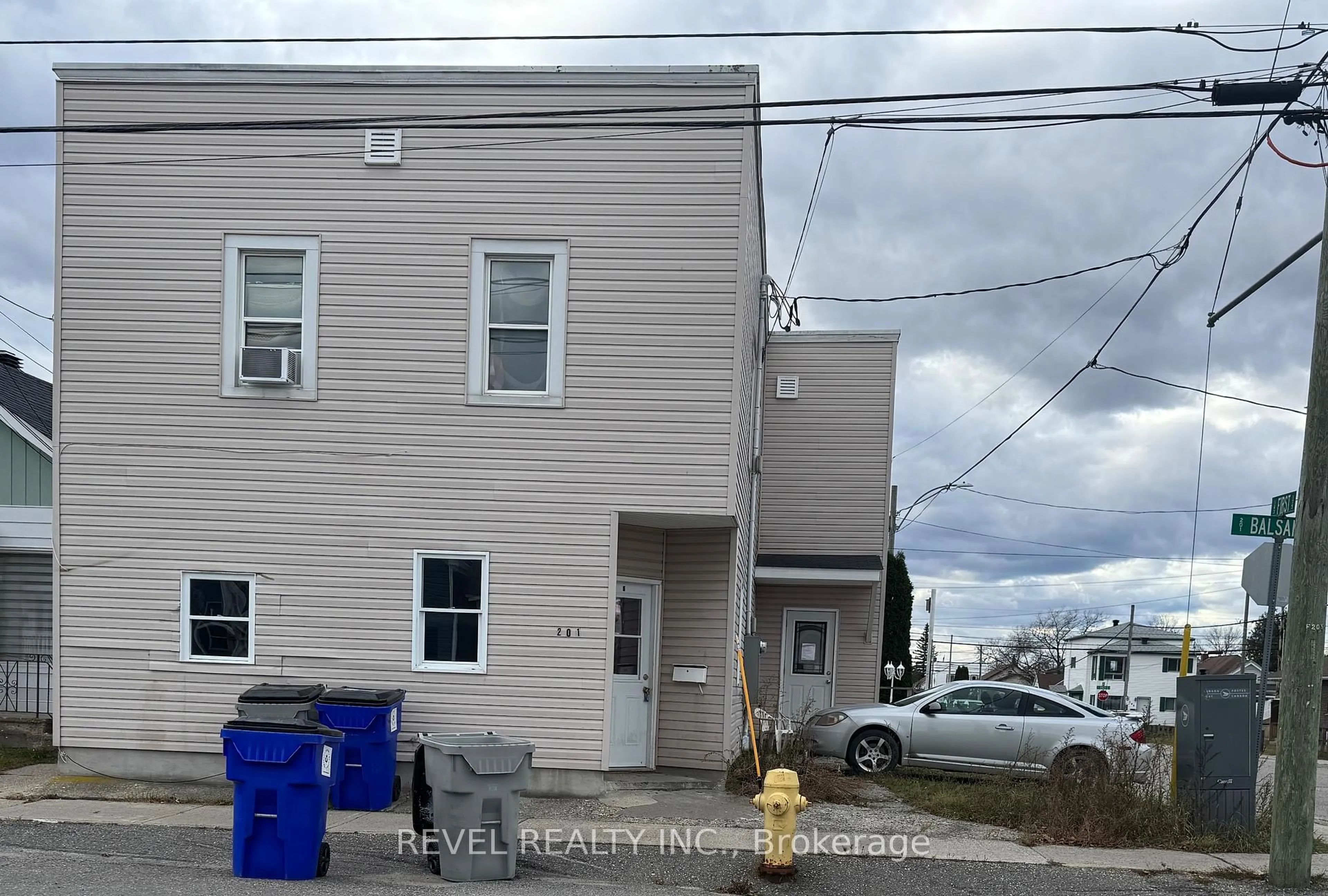 Unknown for 201-203 Balsam St, Timmins Ontario P4N 2E3