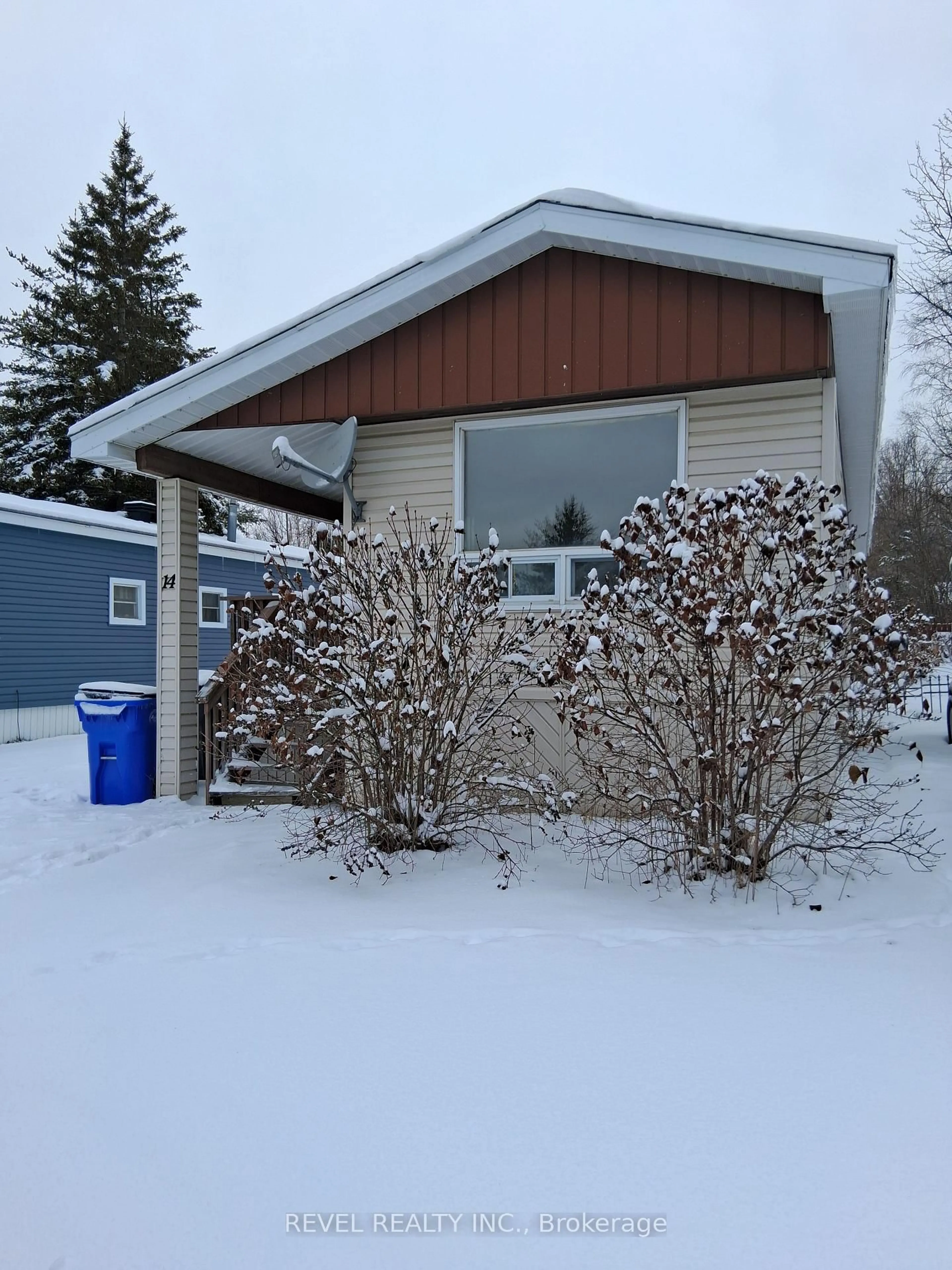 Shed for 14 Bunker Ave, Timmins Ontario P4N 0E1
