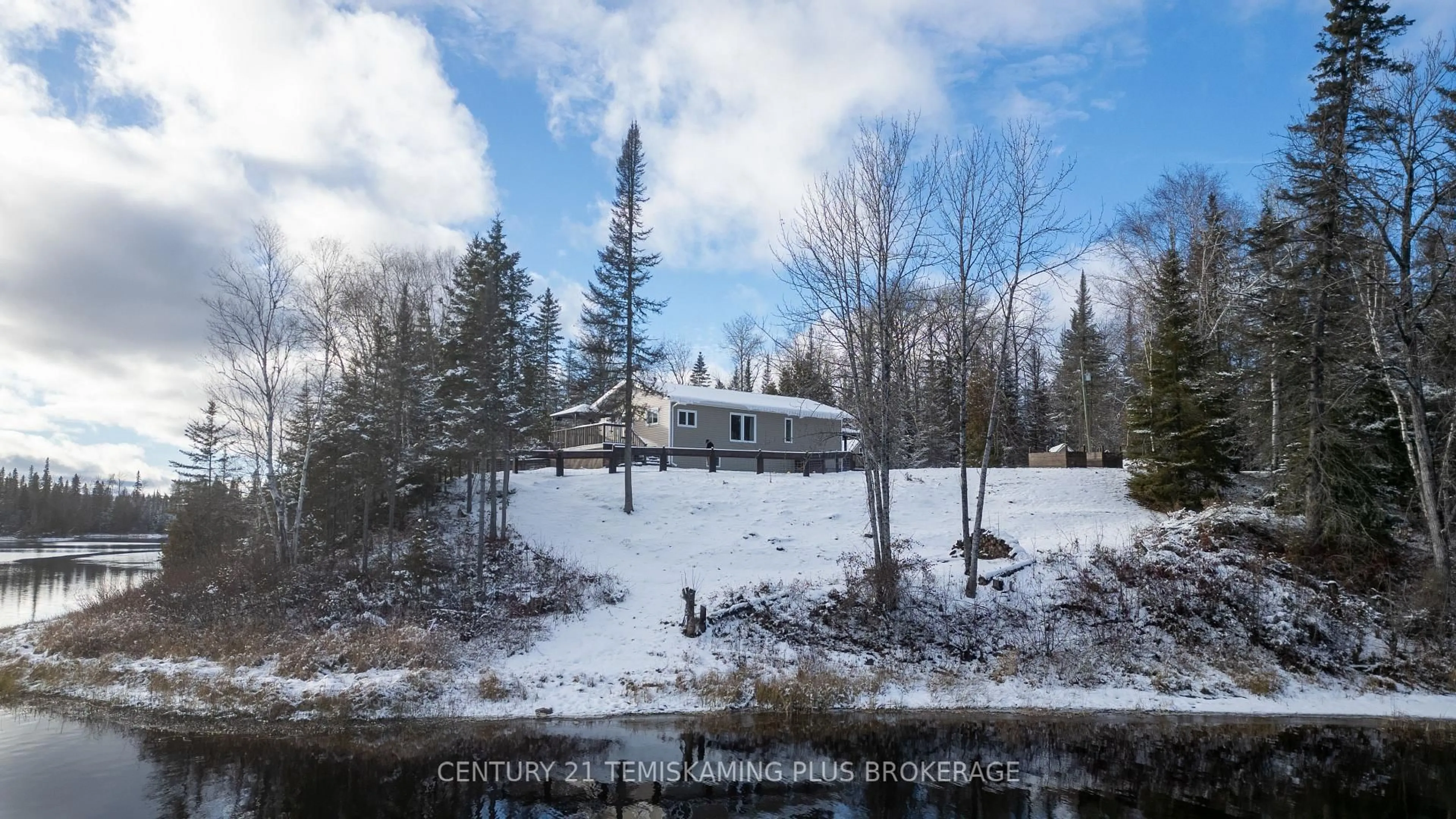 A pic from outside/outdoor area/front of a property/back of a property/a pic from drone, unknown for 989158 MOUNTAIN CHUTES Rd, Timiskaming Ontario P0J 0B2
