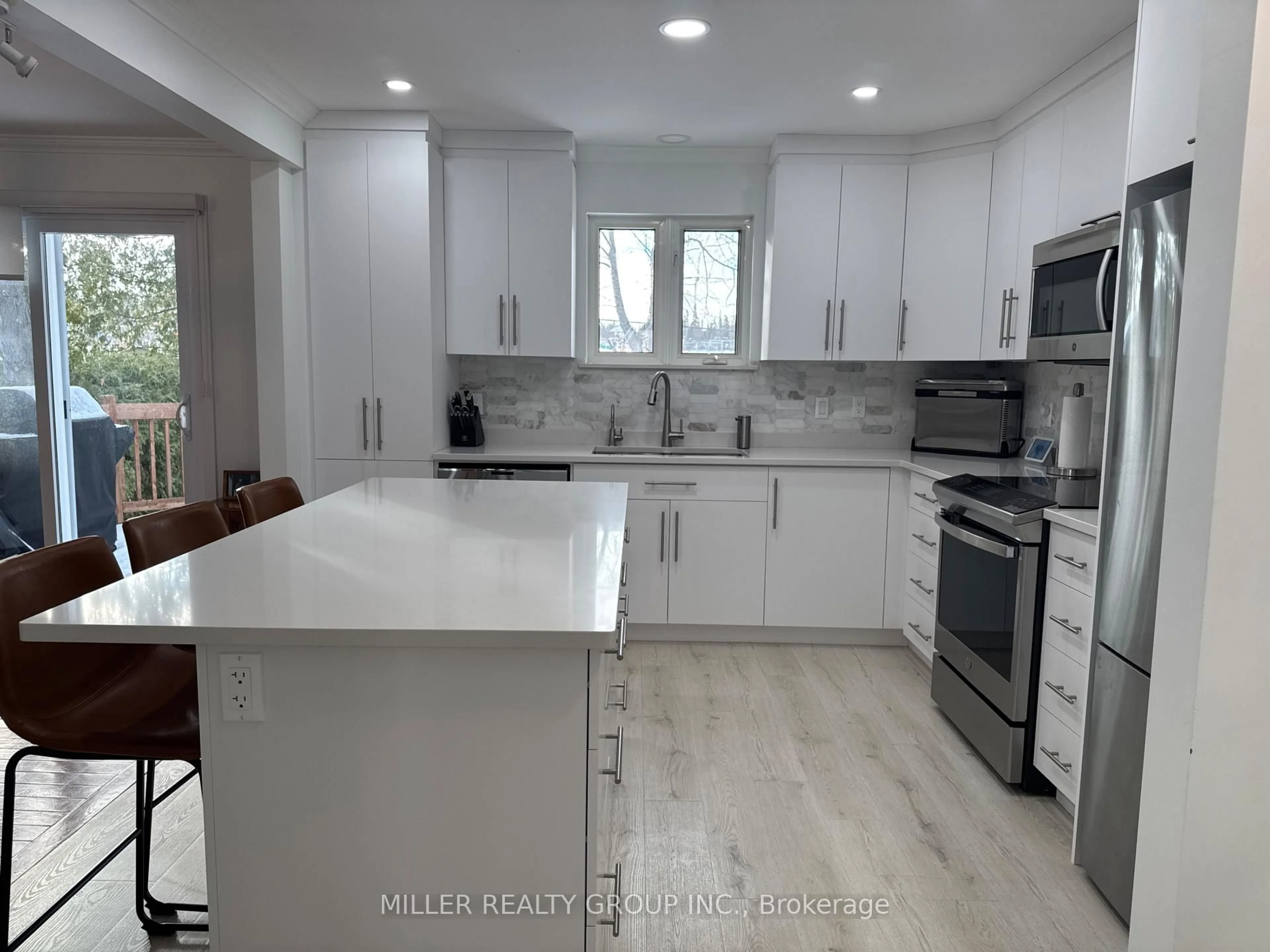 Open concept kitchen, ceramic/tile floor for 568 Helmer Pedersen Dr, Temiskaming Shores Ontario P0J 1P0