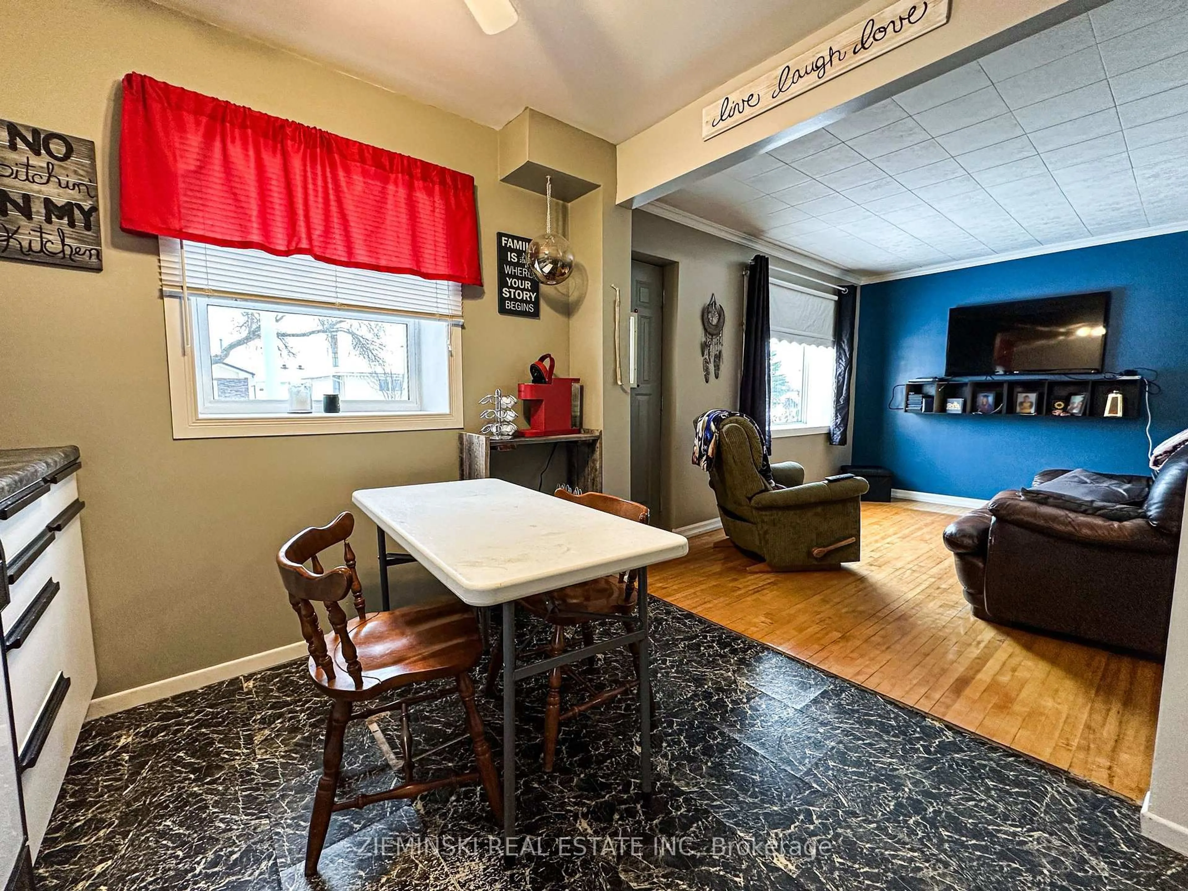 Dining room, unknown for 618 Montrock St, Iroquois Falls Ontario P0K 1E0