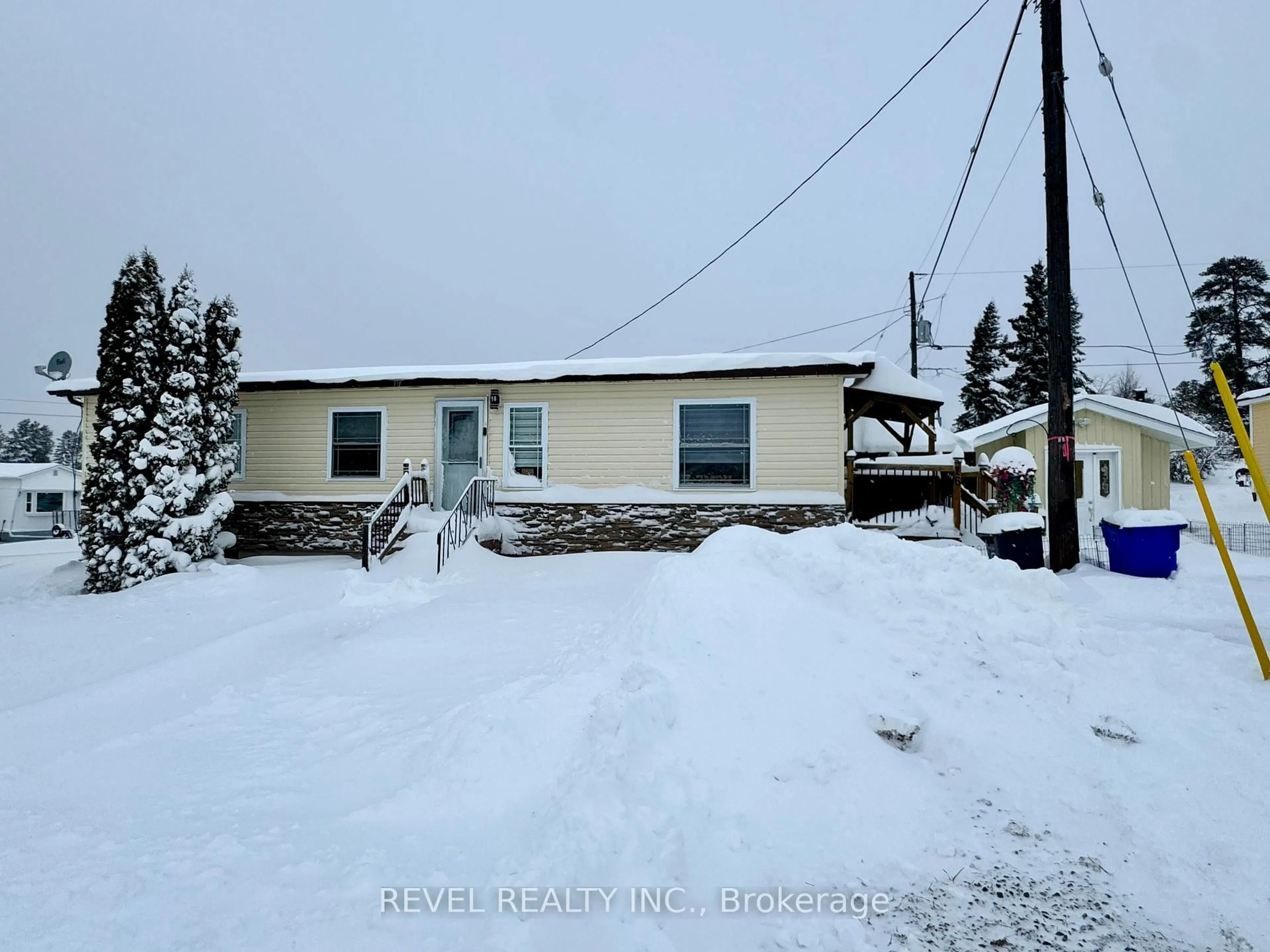 A pic from outside/outdoor area/front of a property/back of a property/a pic from drone, unknown for 16 Foothills Lane, Timmins Ontario P4N 8R9