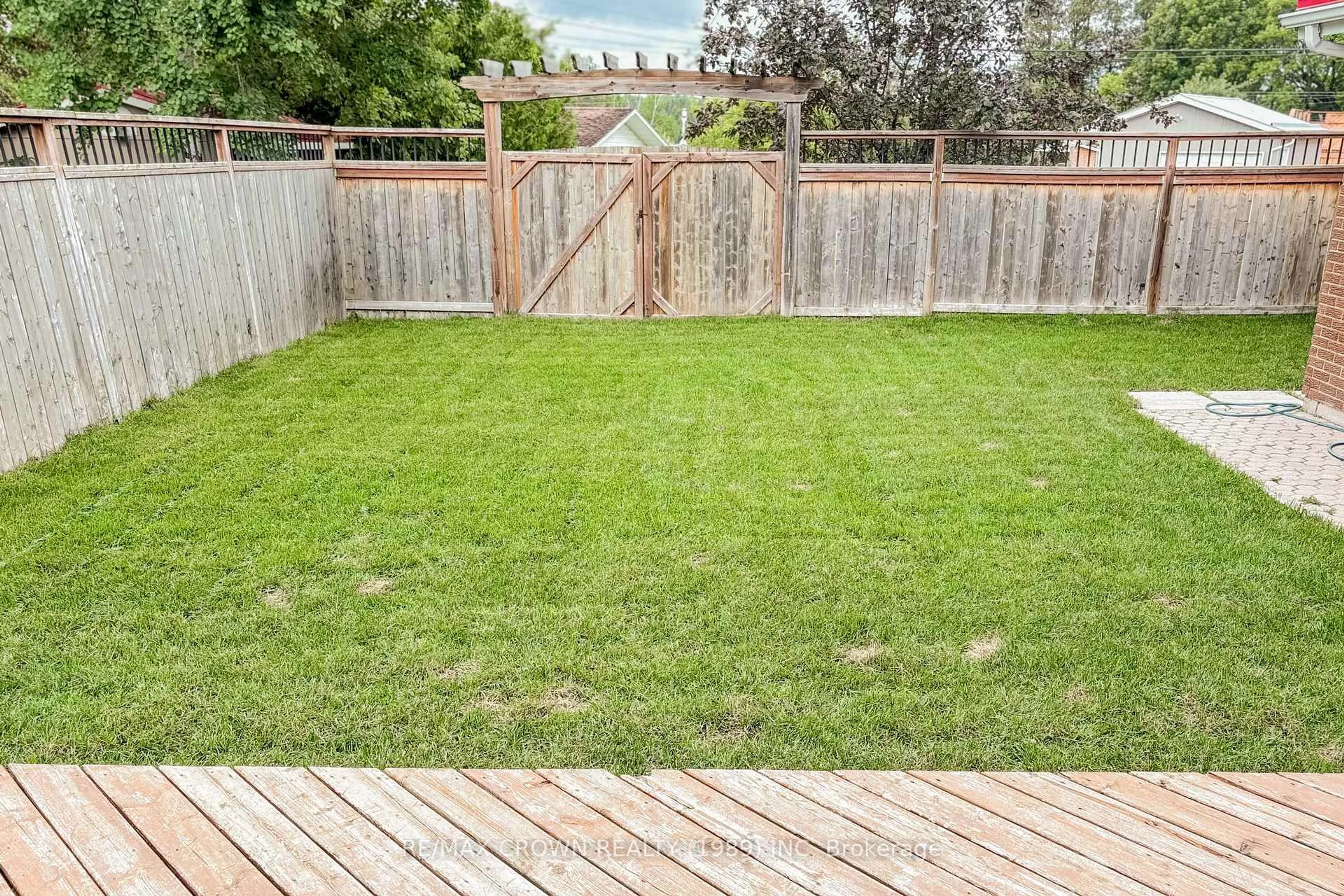 Patio, unknown for 32 Kimberly Dr, Kapuskasing Ontario P5N 1L5