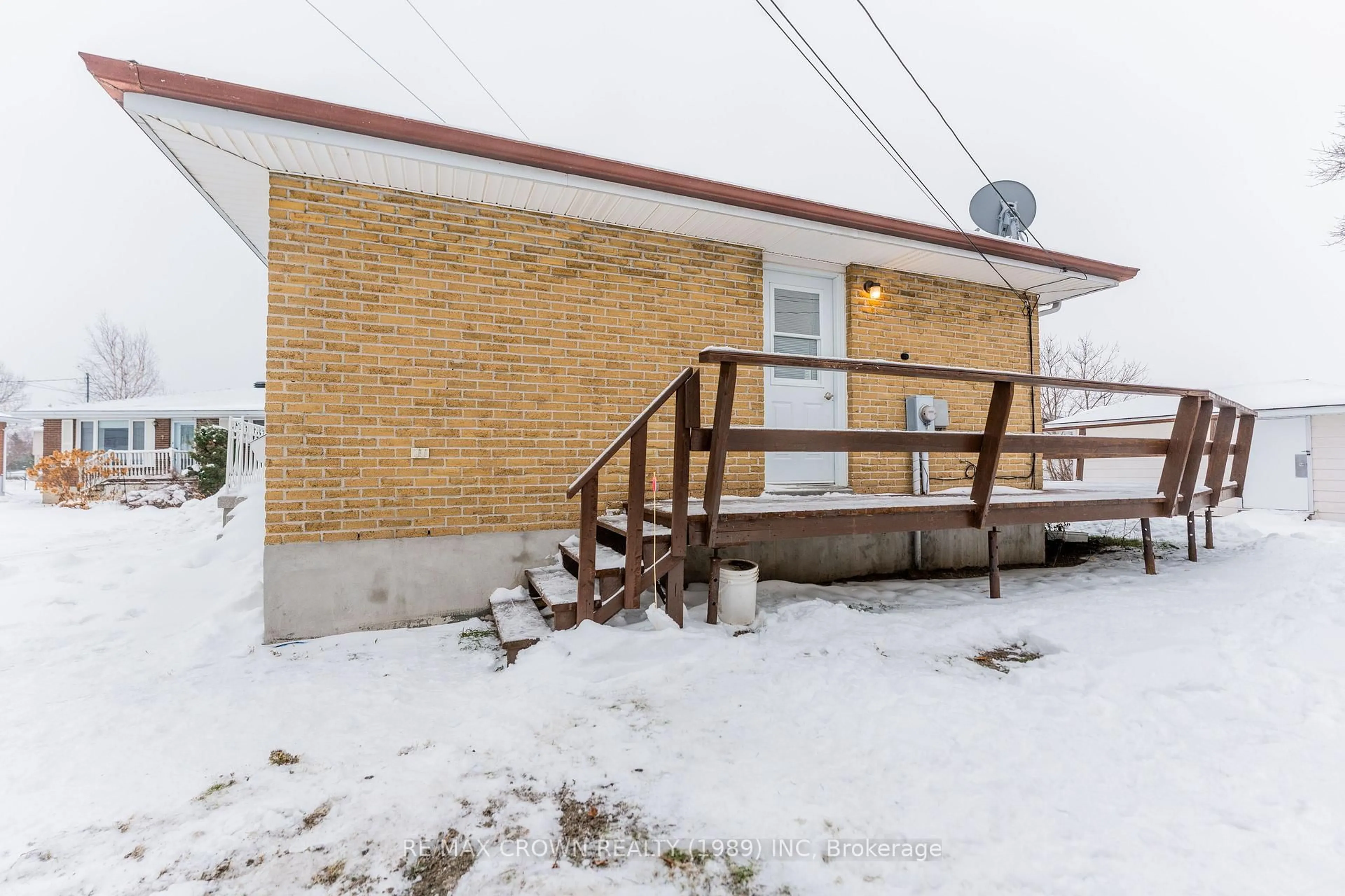 Unknown for 5 Brown Cres, Kapuskasing Ontario P5N 2P6