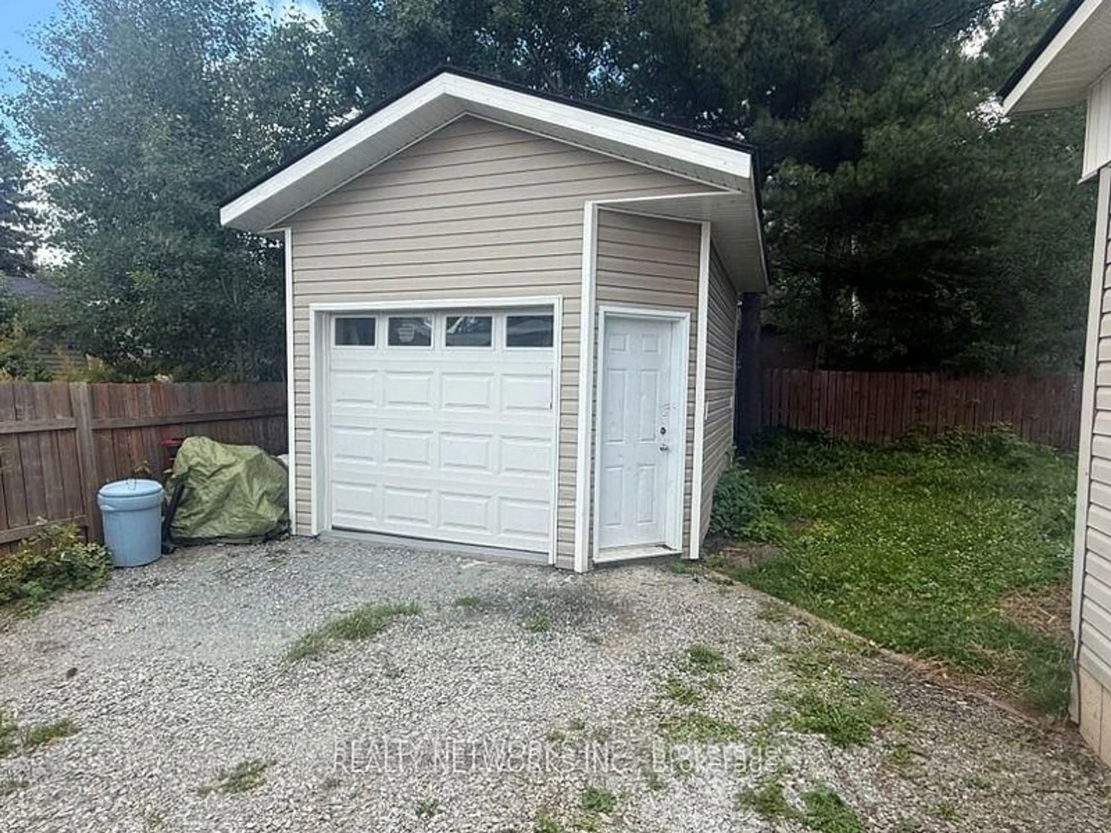 Shed for 24 Bunker Ave, Timmins Ontario P4N 0E1