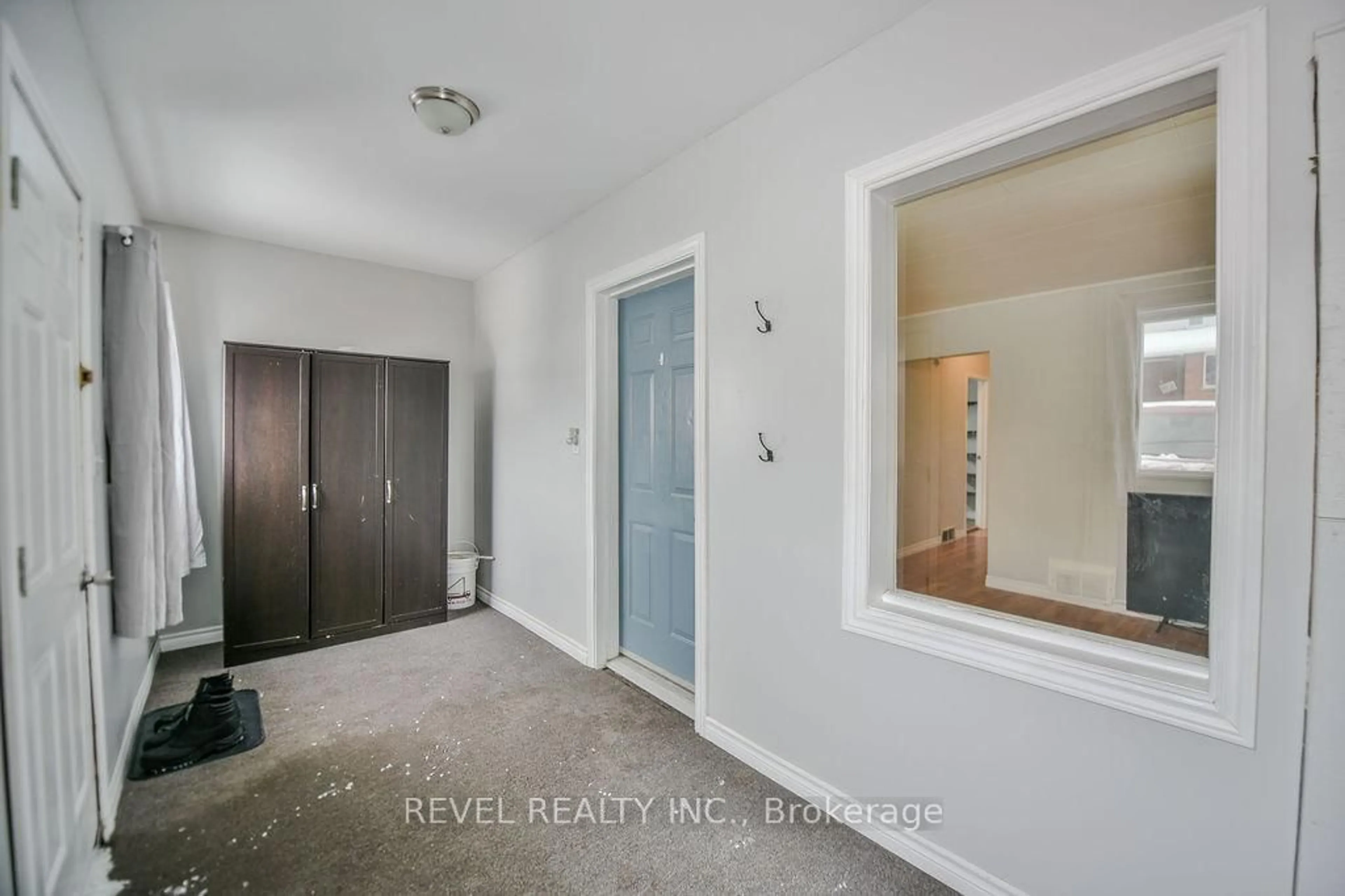 Unknown for 175-177 Elm St, Timmins Ontario P4N 1W7