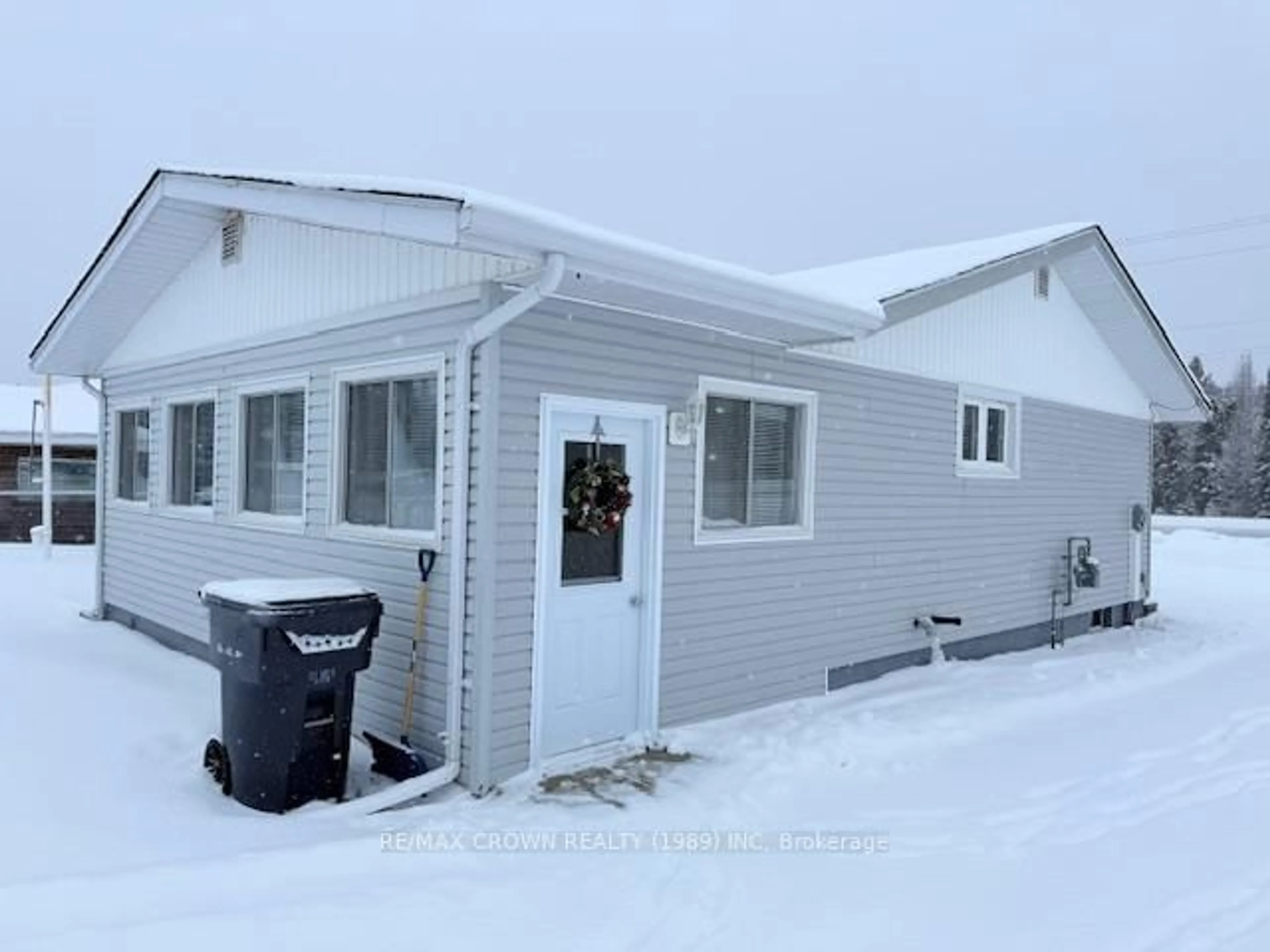 Unknown for 316 Government Rd #HARTY, Kapuskasing Ontario P0L 1M0