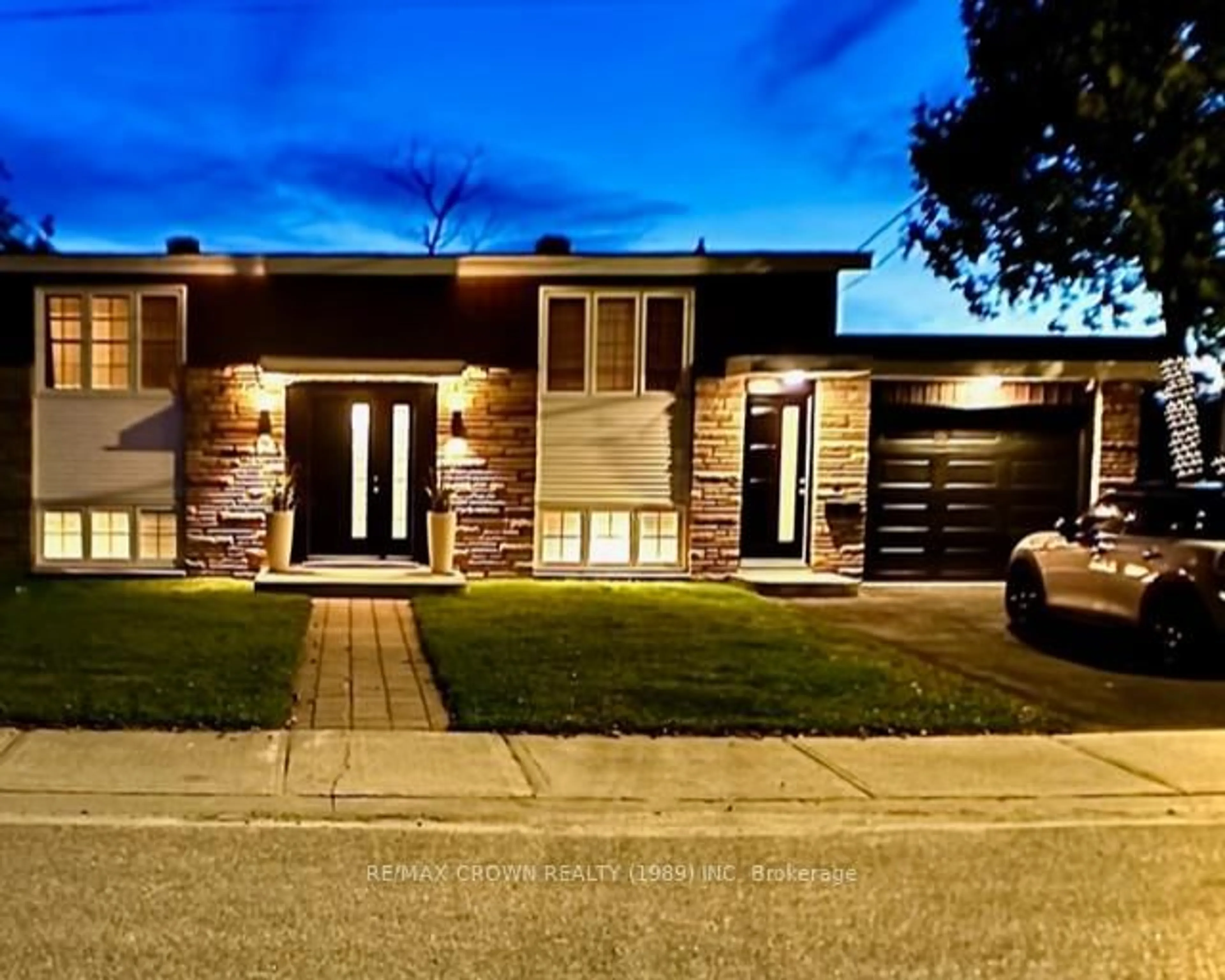 Home with brick exterior material, street for 17 A Park Cres, Kapuskasing Ontario P5N 1M6