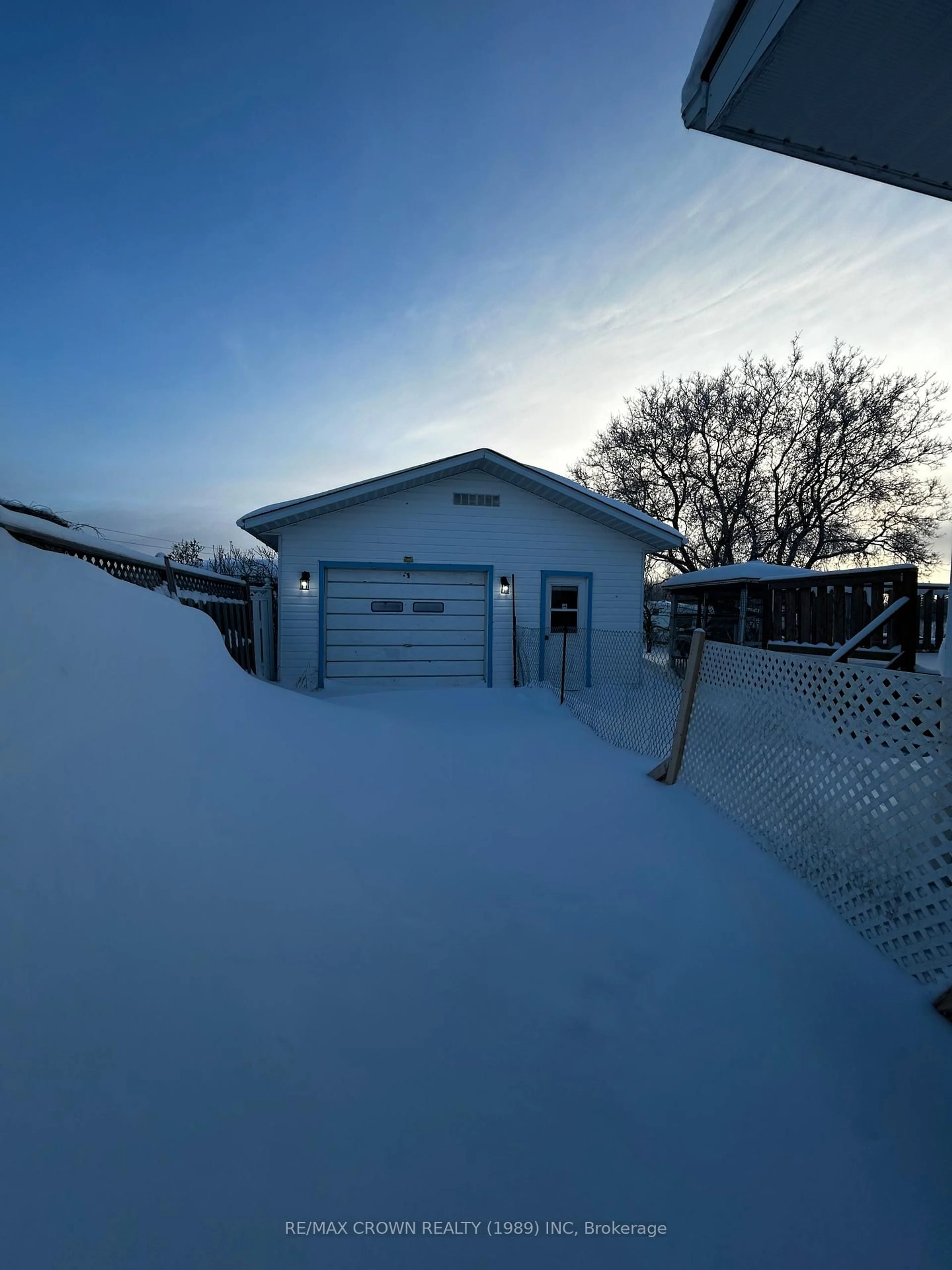 A pic from outside/outdoor area/front of a property/back of a property/a pic from drone, street for 80 Brunelle Rd, Kapuskasing Ontario P5N 2T5
