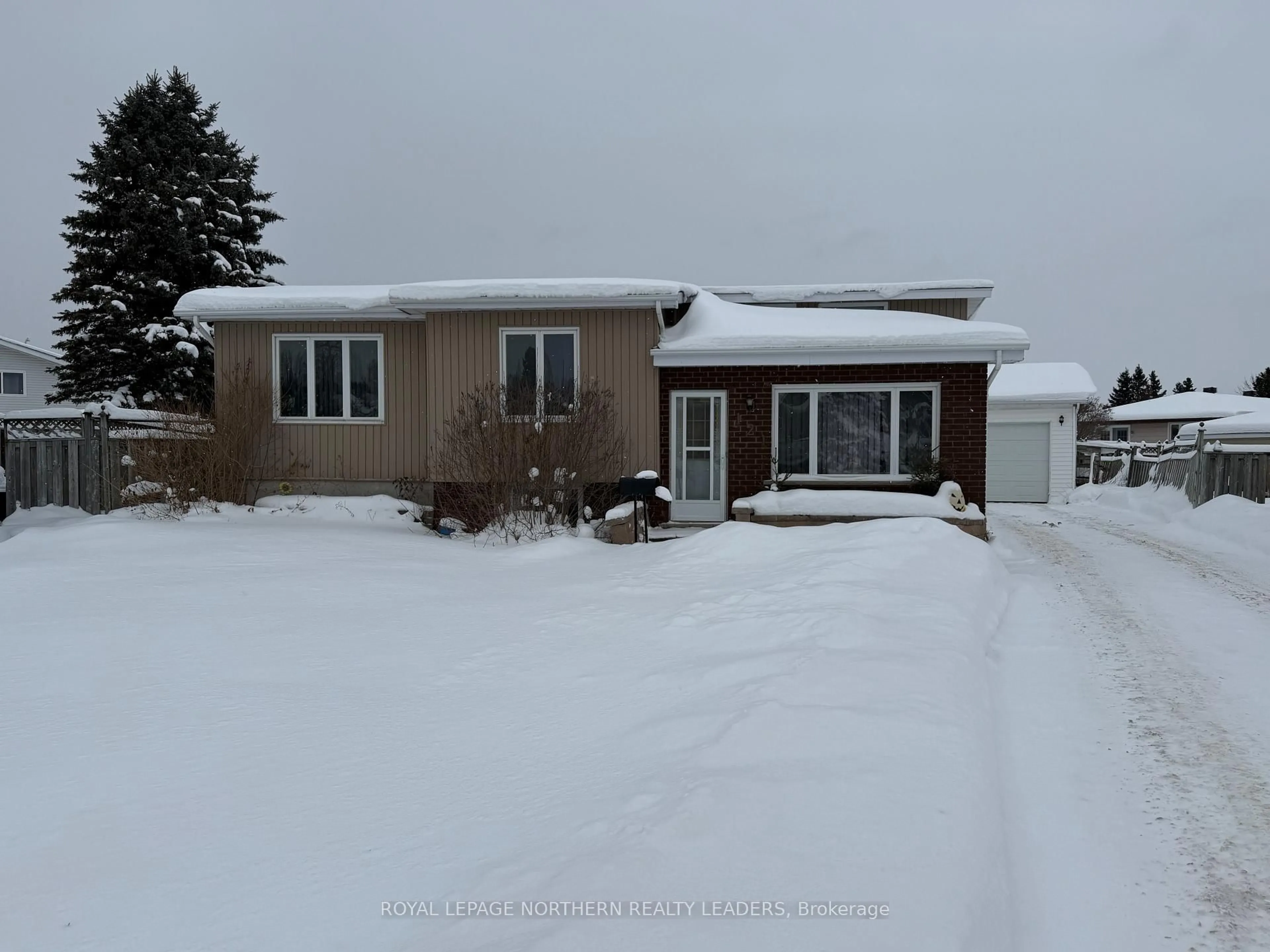 A pic from outside/outdoor area/front of a property/back of a property/a pic from drone, street for 121 Girdwood Cres, Timmins Ontario P0N 1K0
