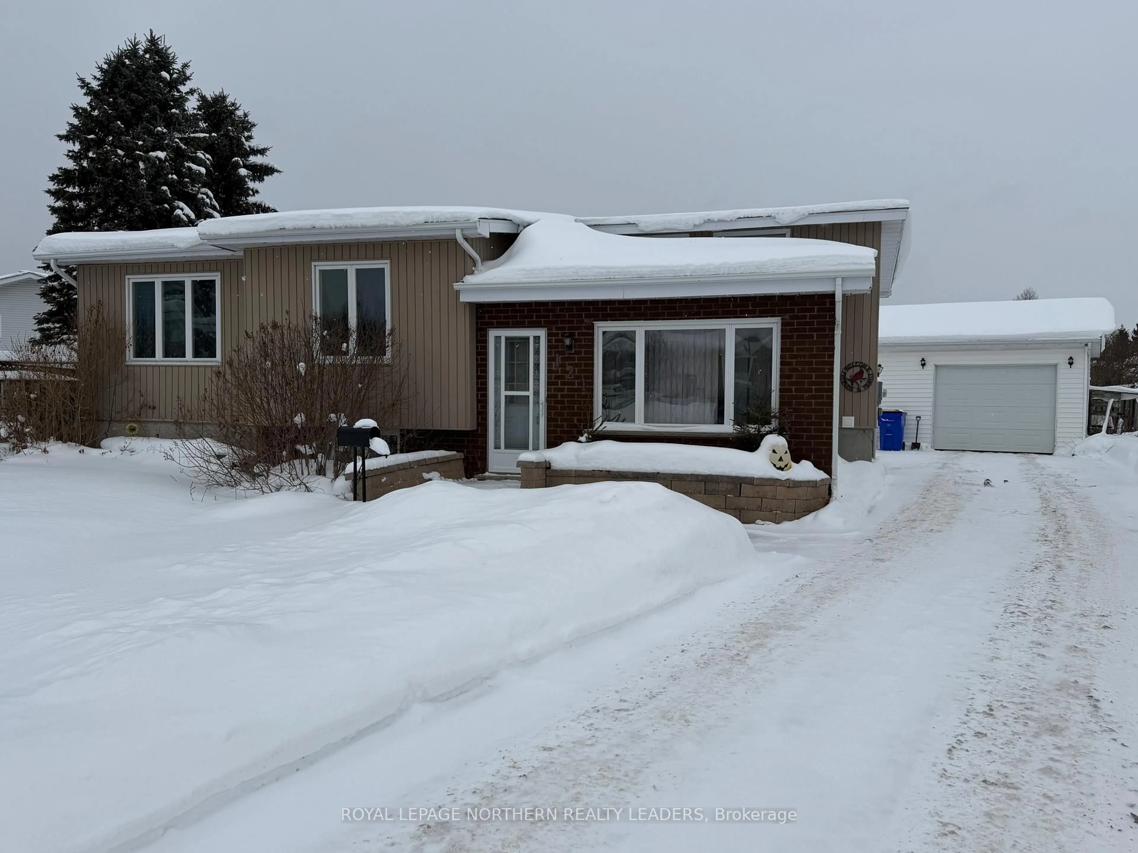 Unknown for 121 Girdwood Cres, Timmins Ontario P0N 1K0