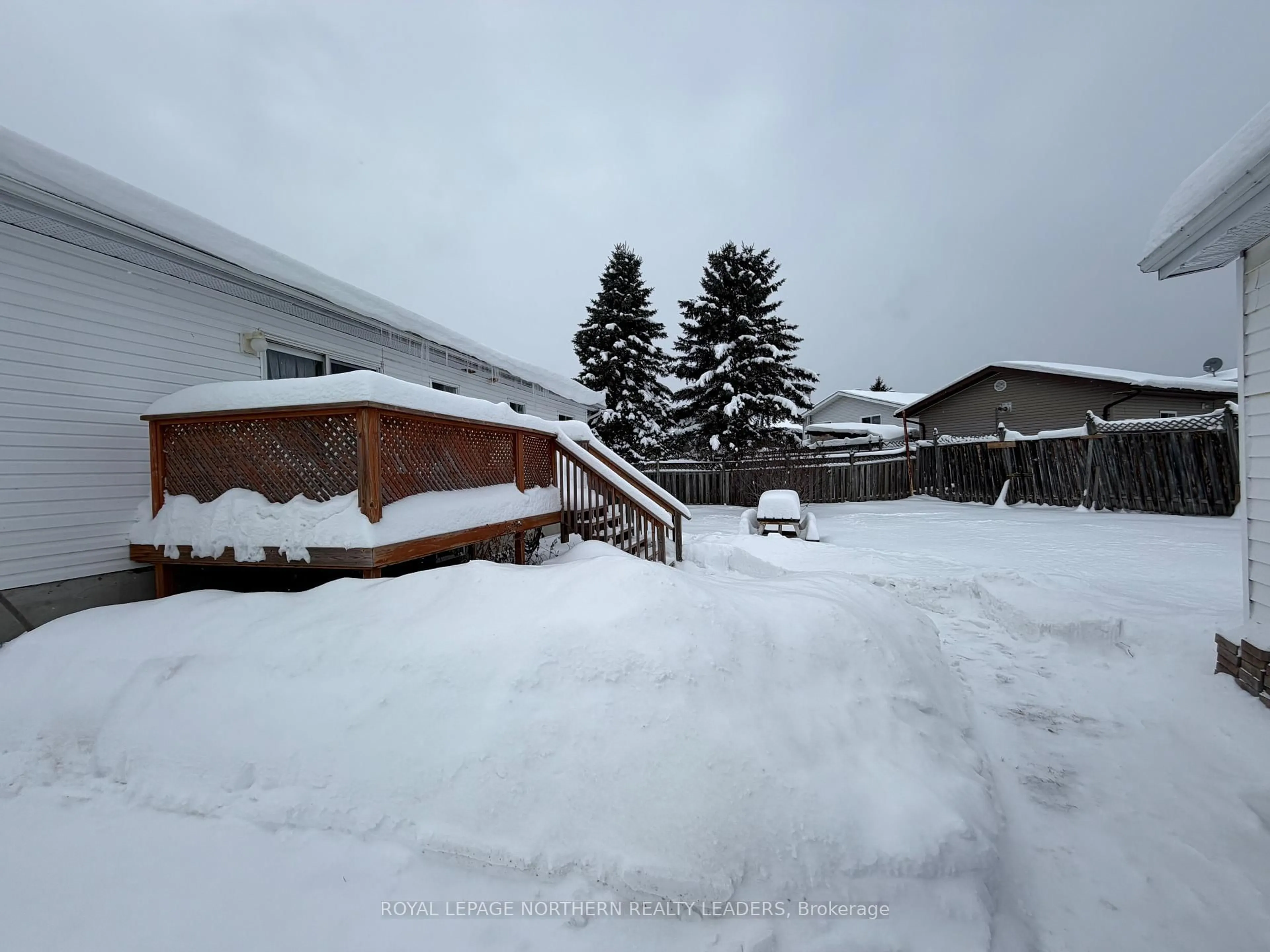 Patio, street for 121 Girdwood Cres, Timmins Ontario P0N 1K0