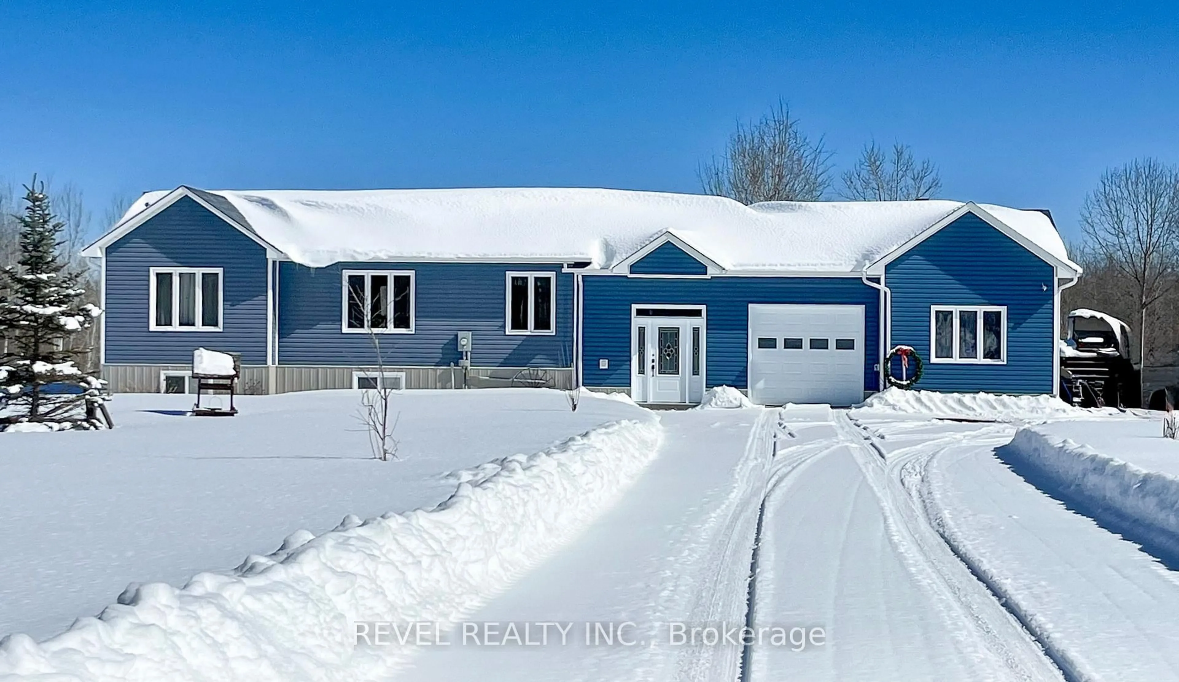 Home with vinyl exterior material, street for 540 Mahoney Rd, Timmins Ontario P4R 0C4