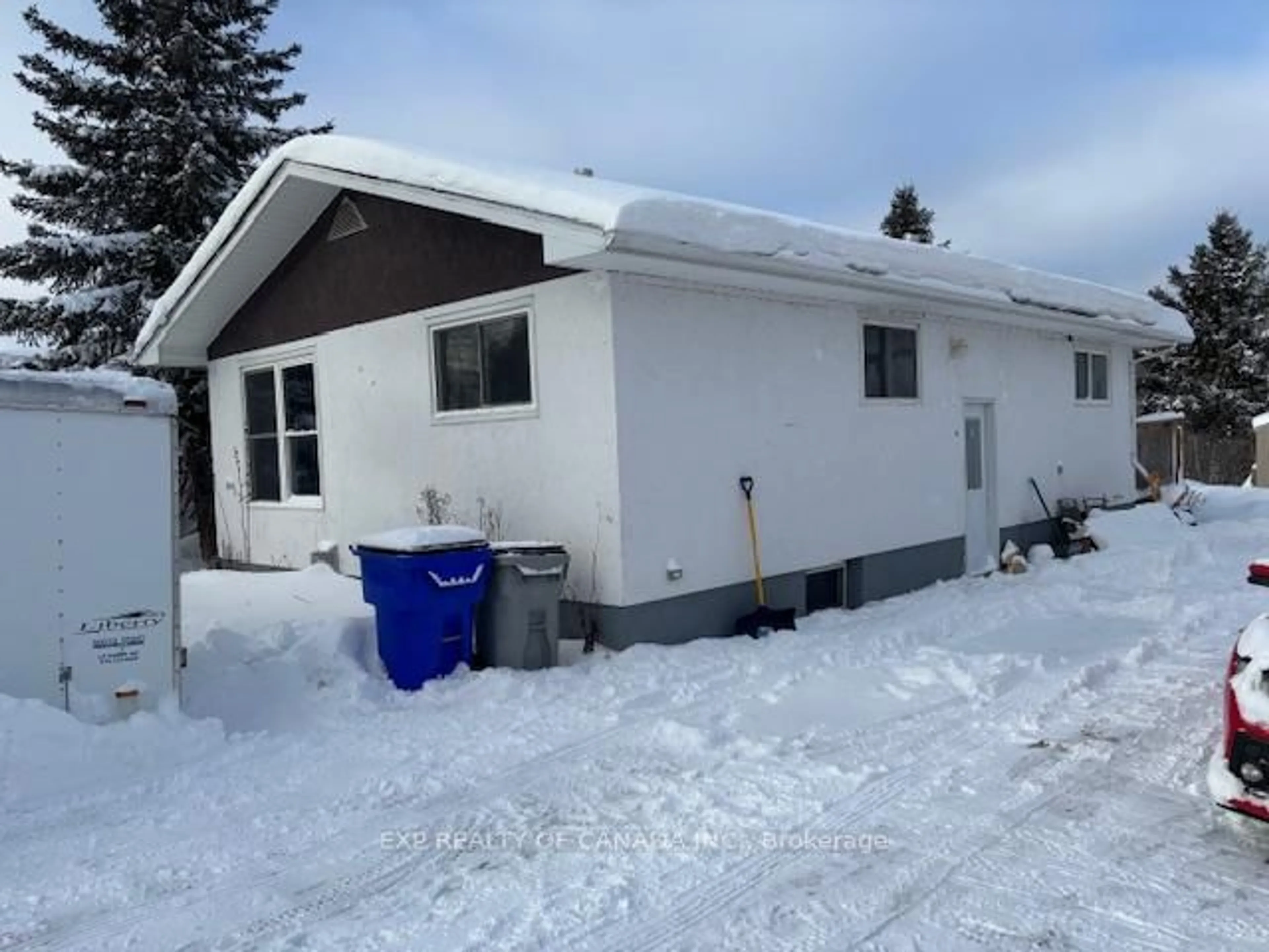 Shed for 504 Goldrush St, Timmins Ontario P0N 1H0