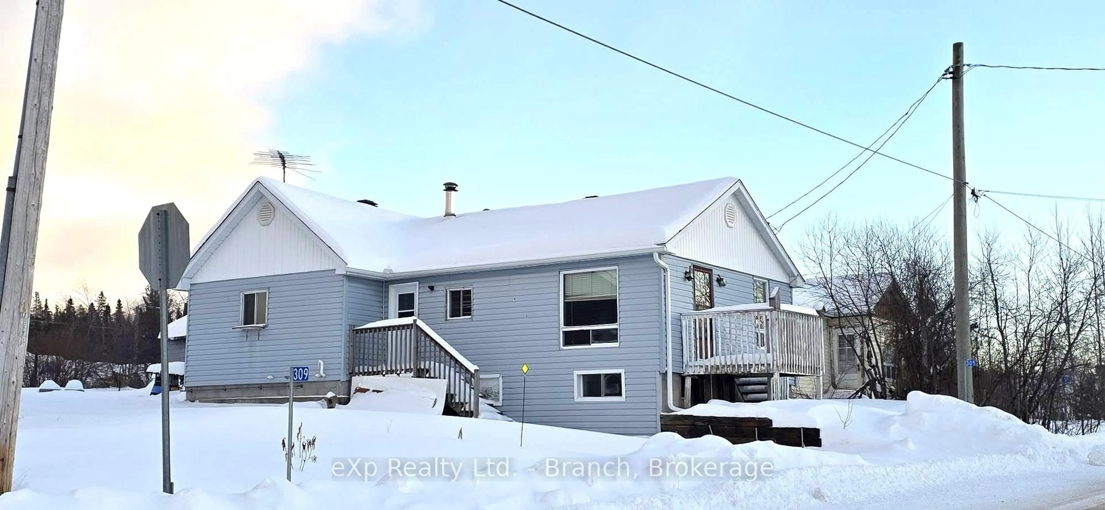 Unknown for 305 Georgina St, Timiskaming Ontario P0K 1M0