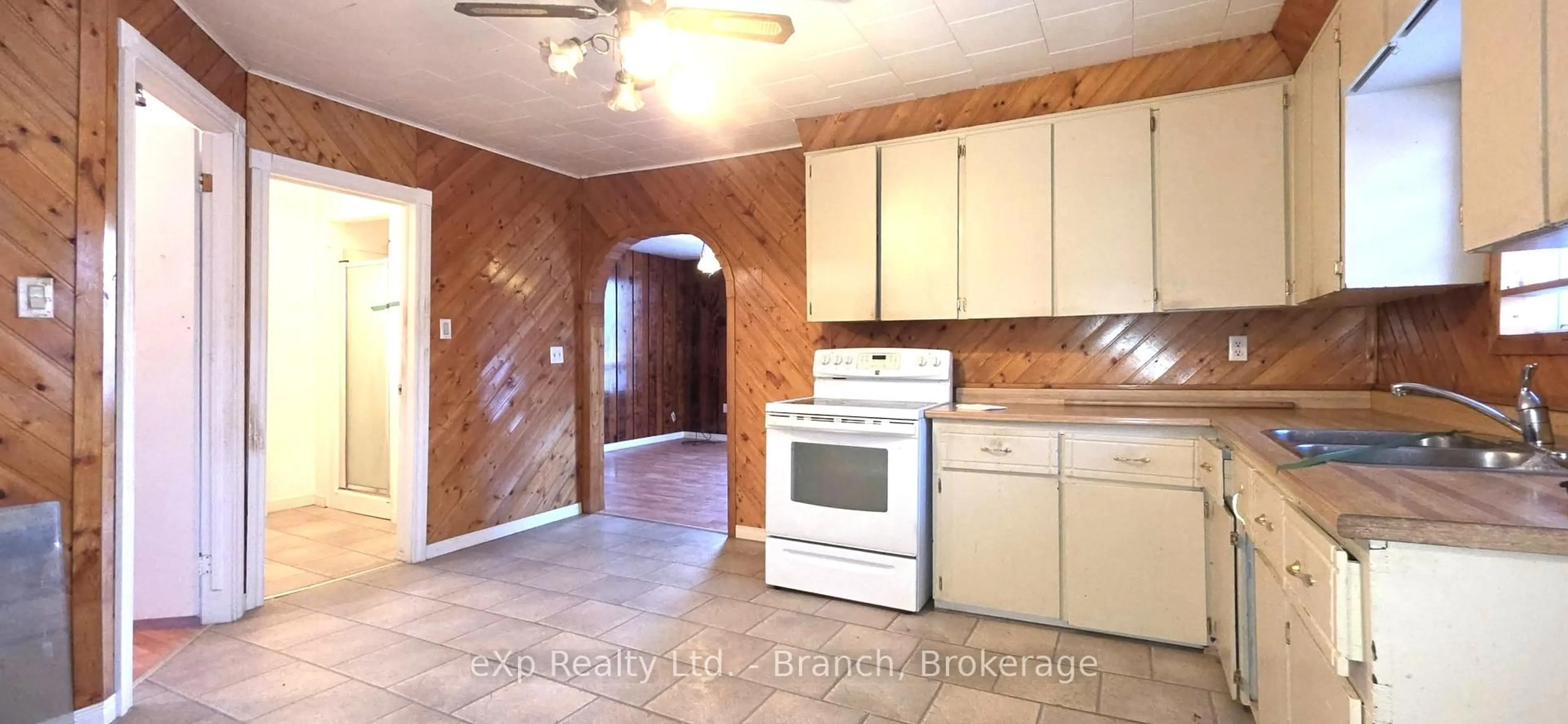 Unknown for 305 Georgina St, Kirkland Lake Ontario P0K 1M0